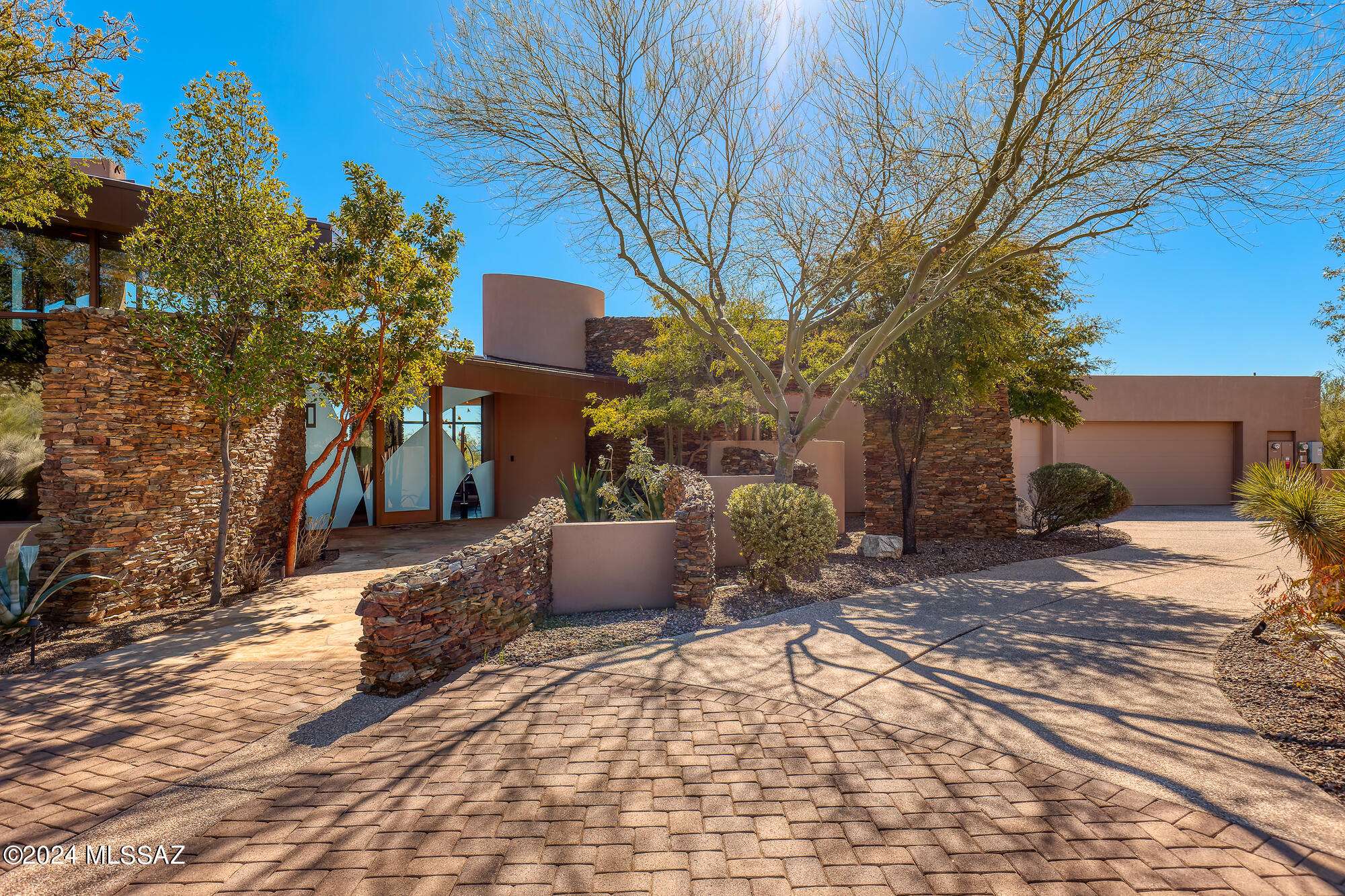 Oro Valley, AZ 85755,14435 N Travertine Place