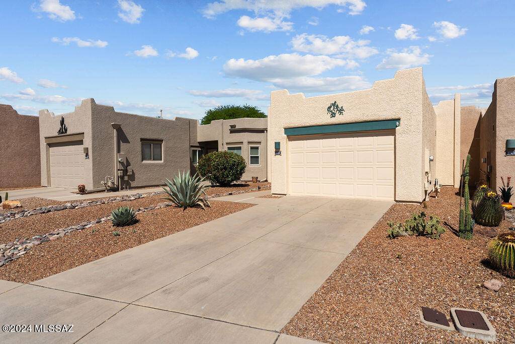 Green Valley, AZ 85614,345 N Royal Bell Drive