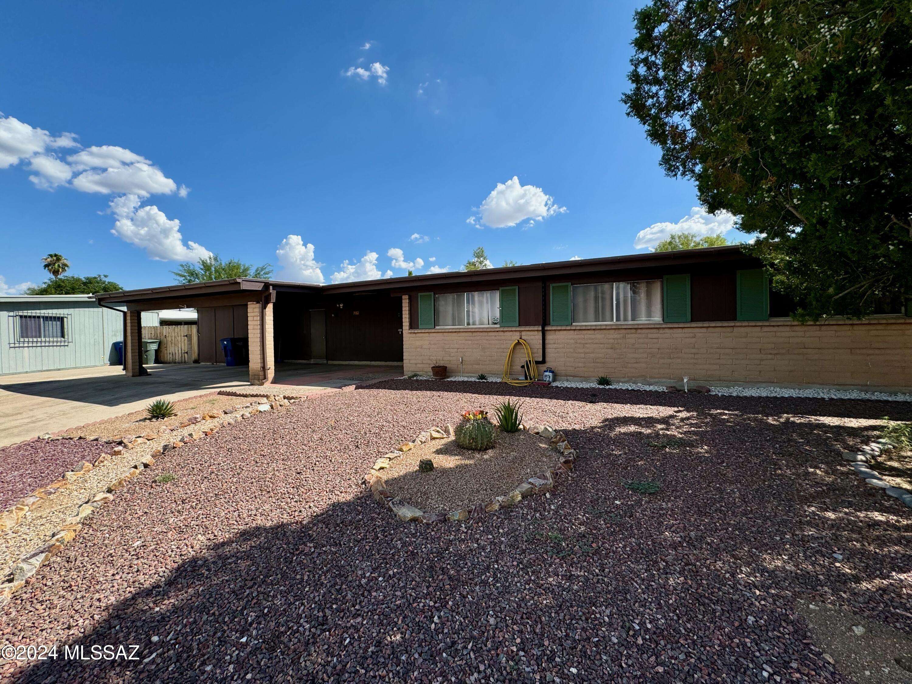 Tucson, AZ 85715,1461 N Arbor Circle