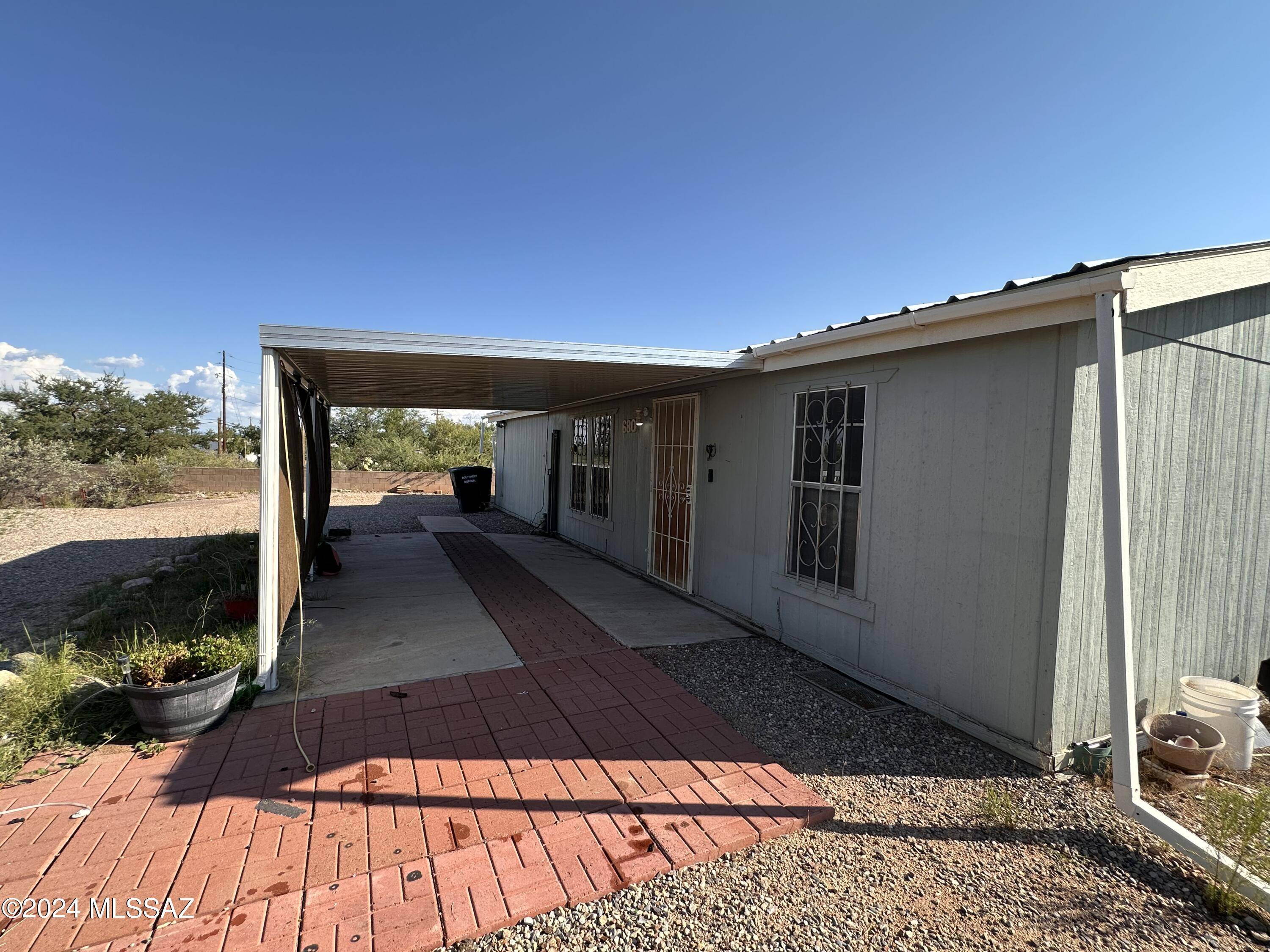 Benson, AZ 85602,680 S Catarina Street