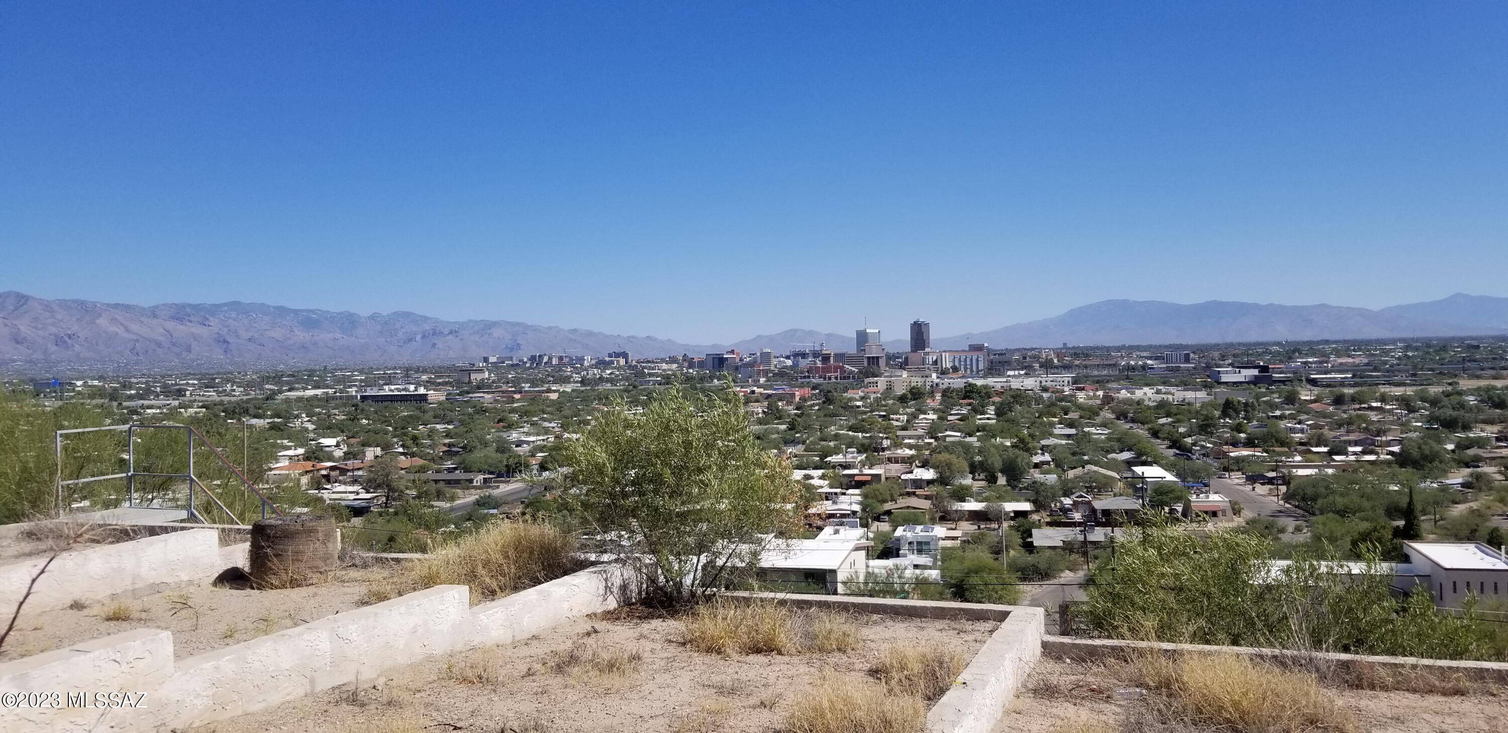 Tucson, AZ 85745,S Panorama Circle #49