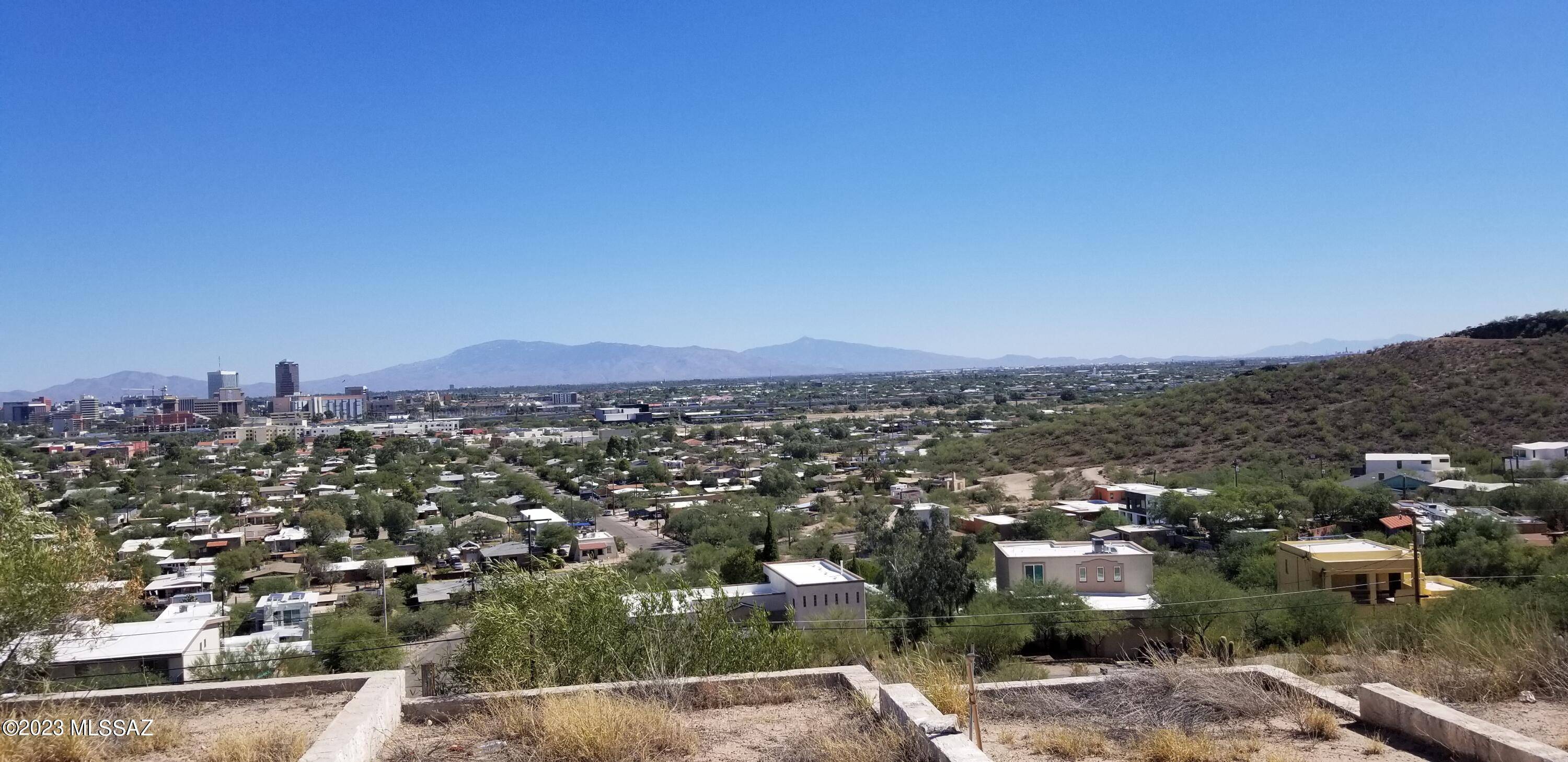 Tucson, AZ 85745,S Panorama Circle #49