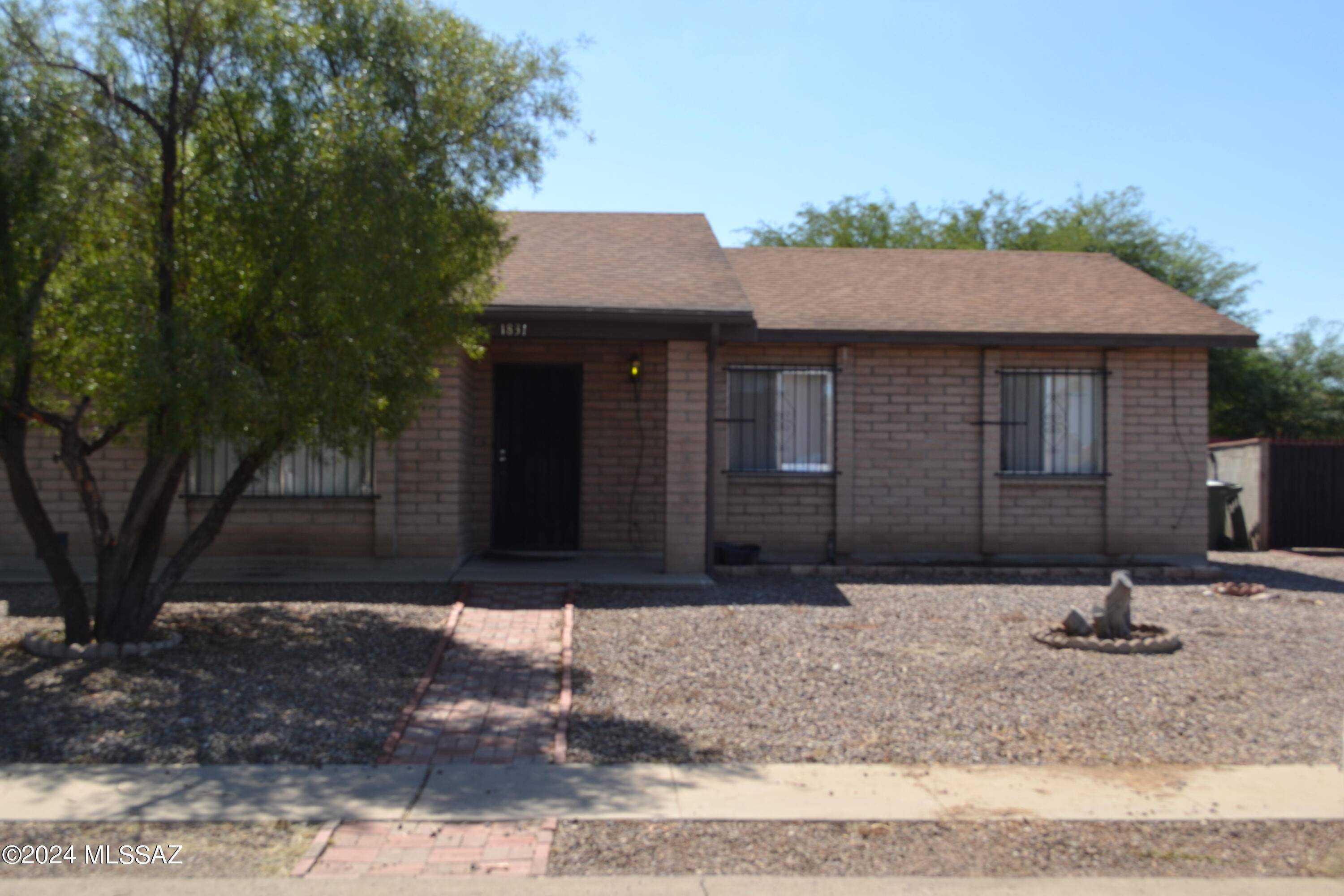 Tucson, AZ 85746,1831 W Oak Ridge Court