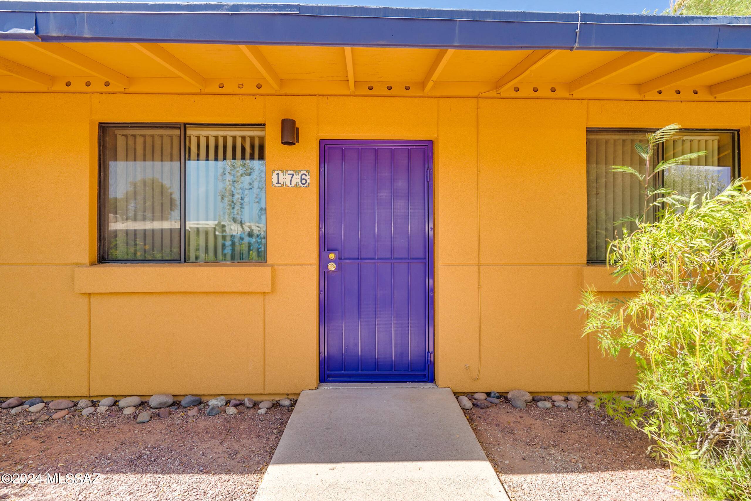 Tucson, AZ 85745,350 N Silverbell Road #176