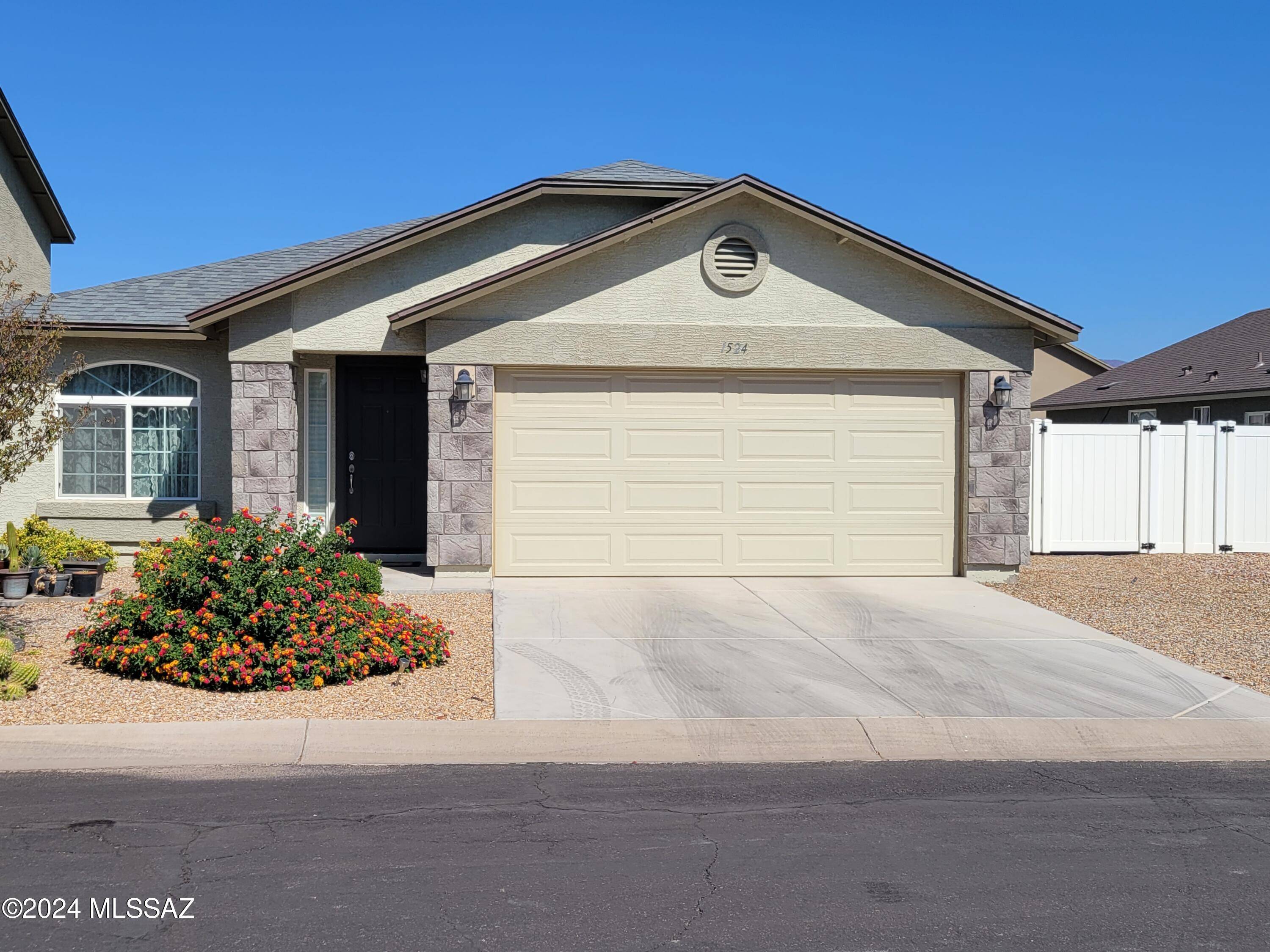 Safford, AZ 85546,1524 E Trey Lane