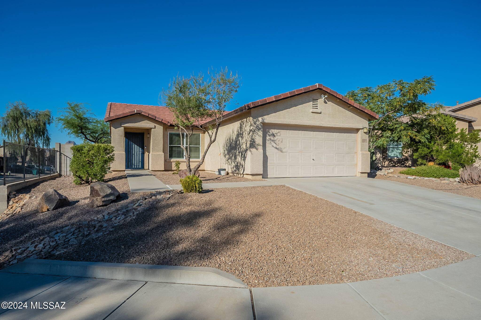 Tucson, AZ 85742,5706 W King Snake Drive