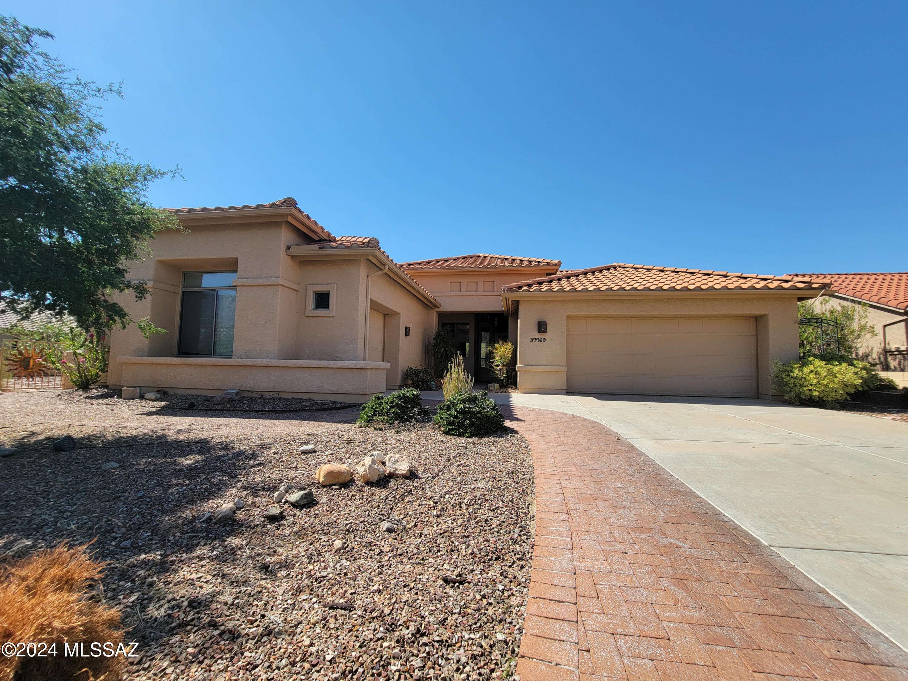 Saddlebrooke, AZ 85739,37760 S Desert Sun Drive