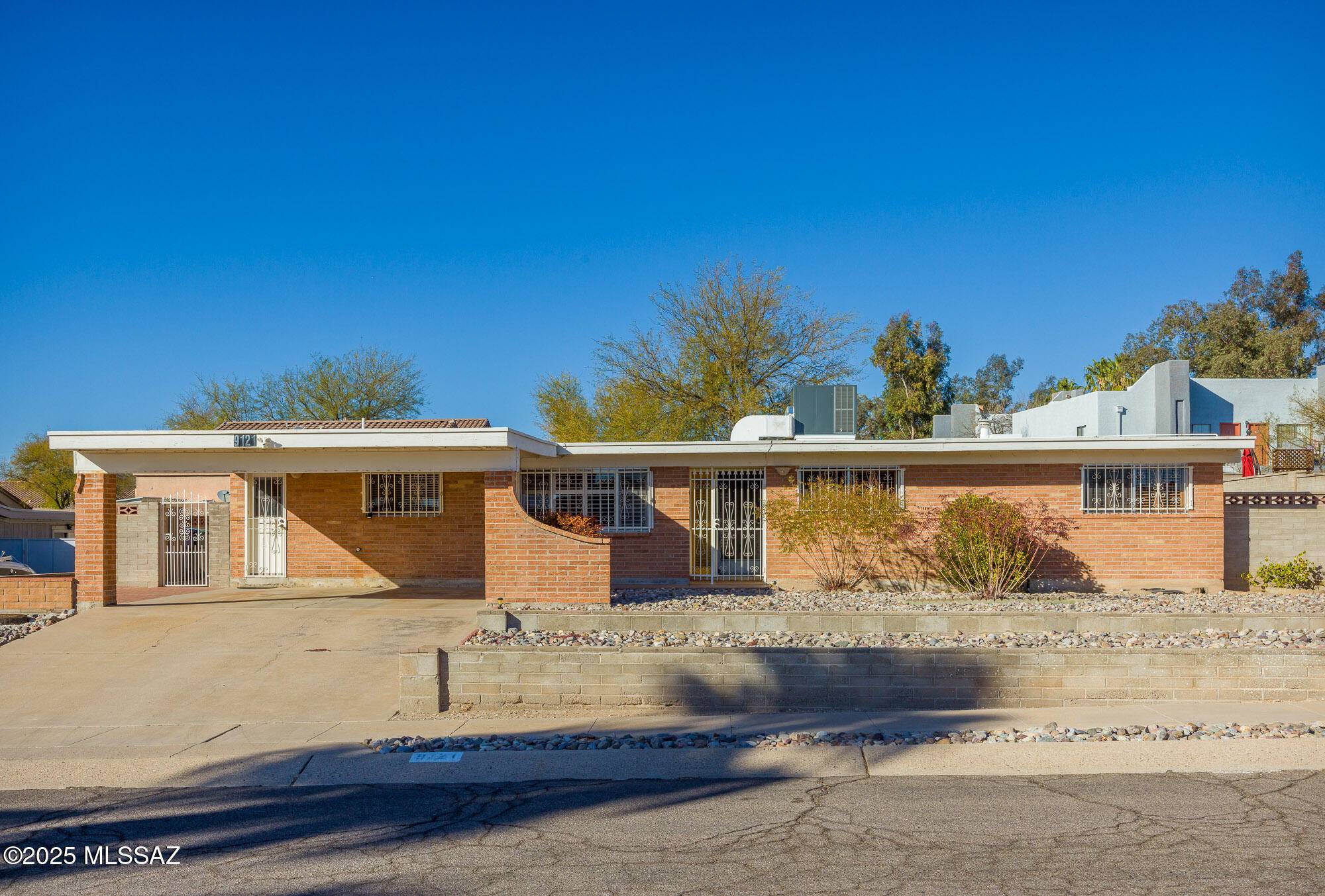 Tucson, AZ 85730,9121 E 38th Street