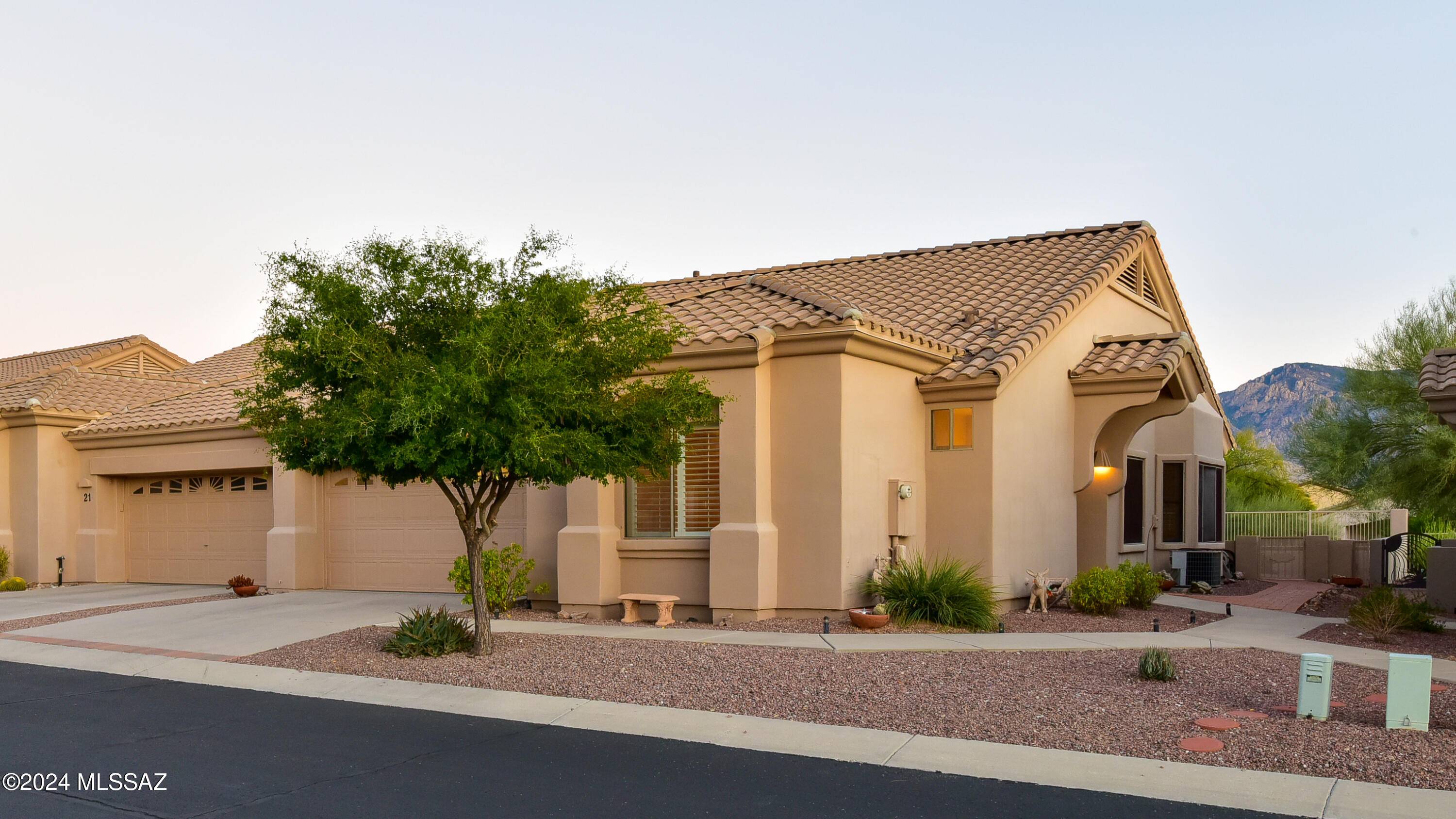 Oro Valley, AZ 85755,13401 N Rancho Vistoso Boulevard #22