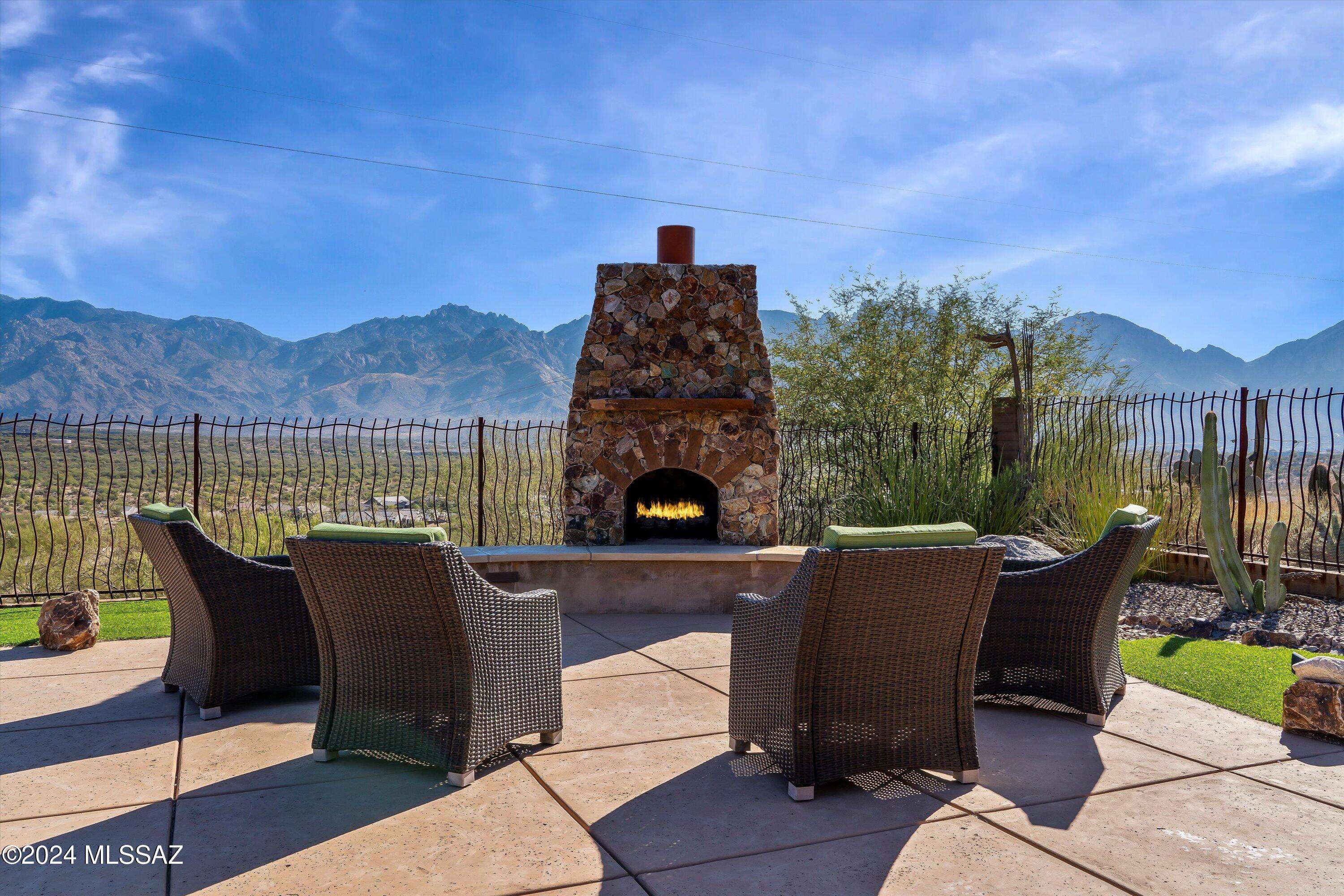 Oro Valley, AZ 85755,12814 N Via Vista Del Pasado