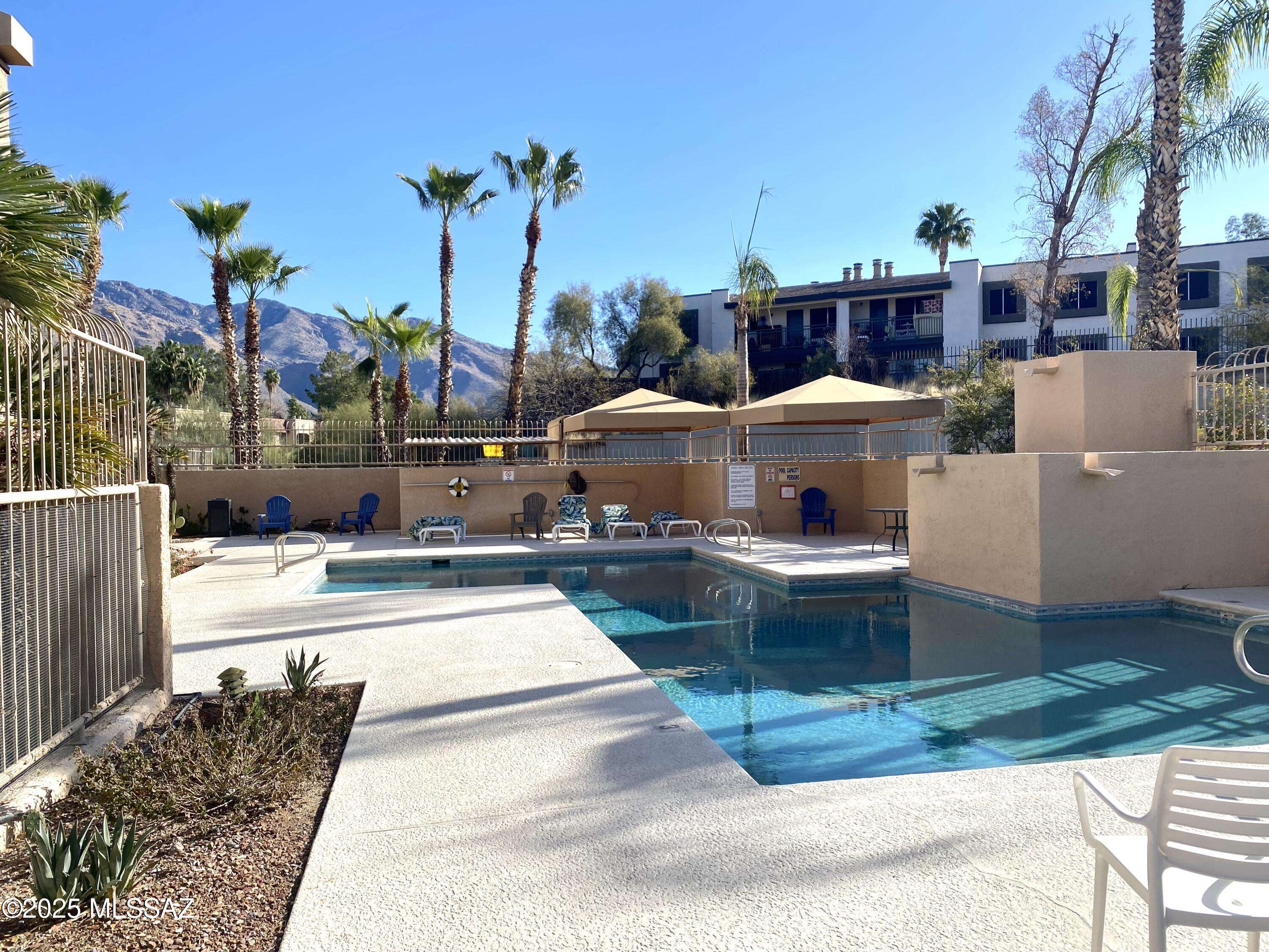 Tucson, AZ 85718,5675 N Camino Esplendora  #5228