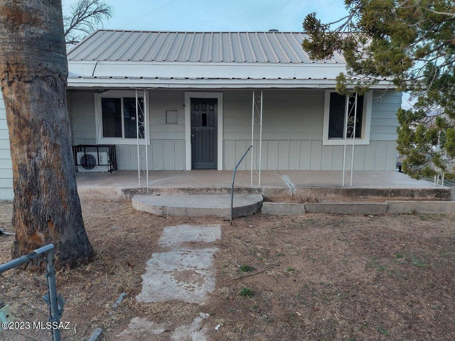 Benson, AZ 85602,571 E 7Th Street