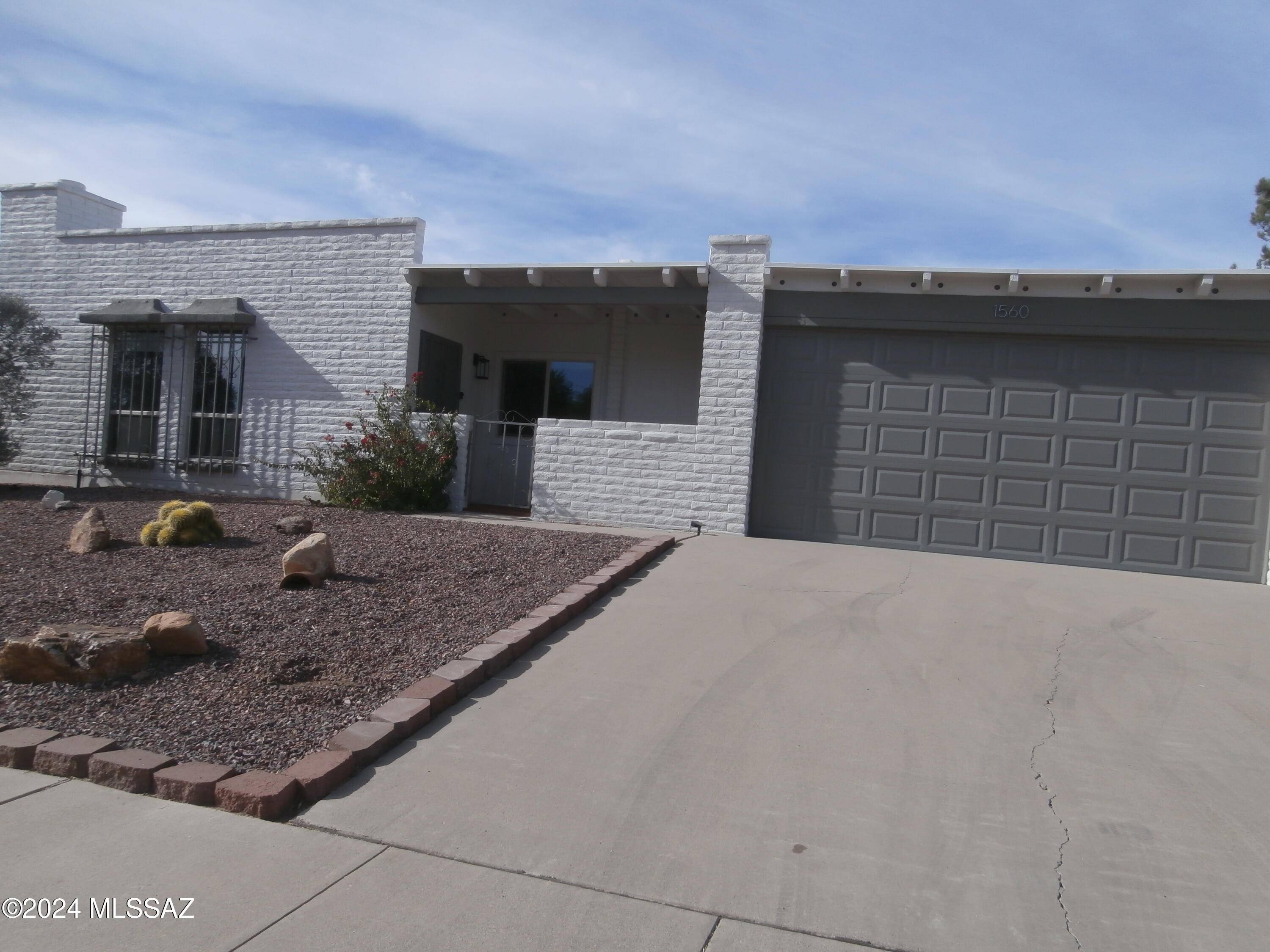 Green Valley, AZ 85614,1560 S Abrego Drive