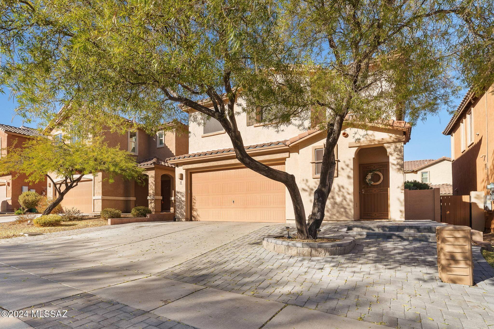 Sahuarita, AZ 85629,734 W Calle Canto Sereno
