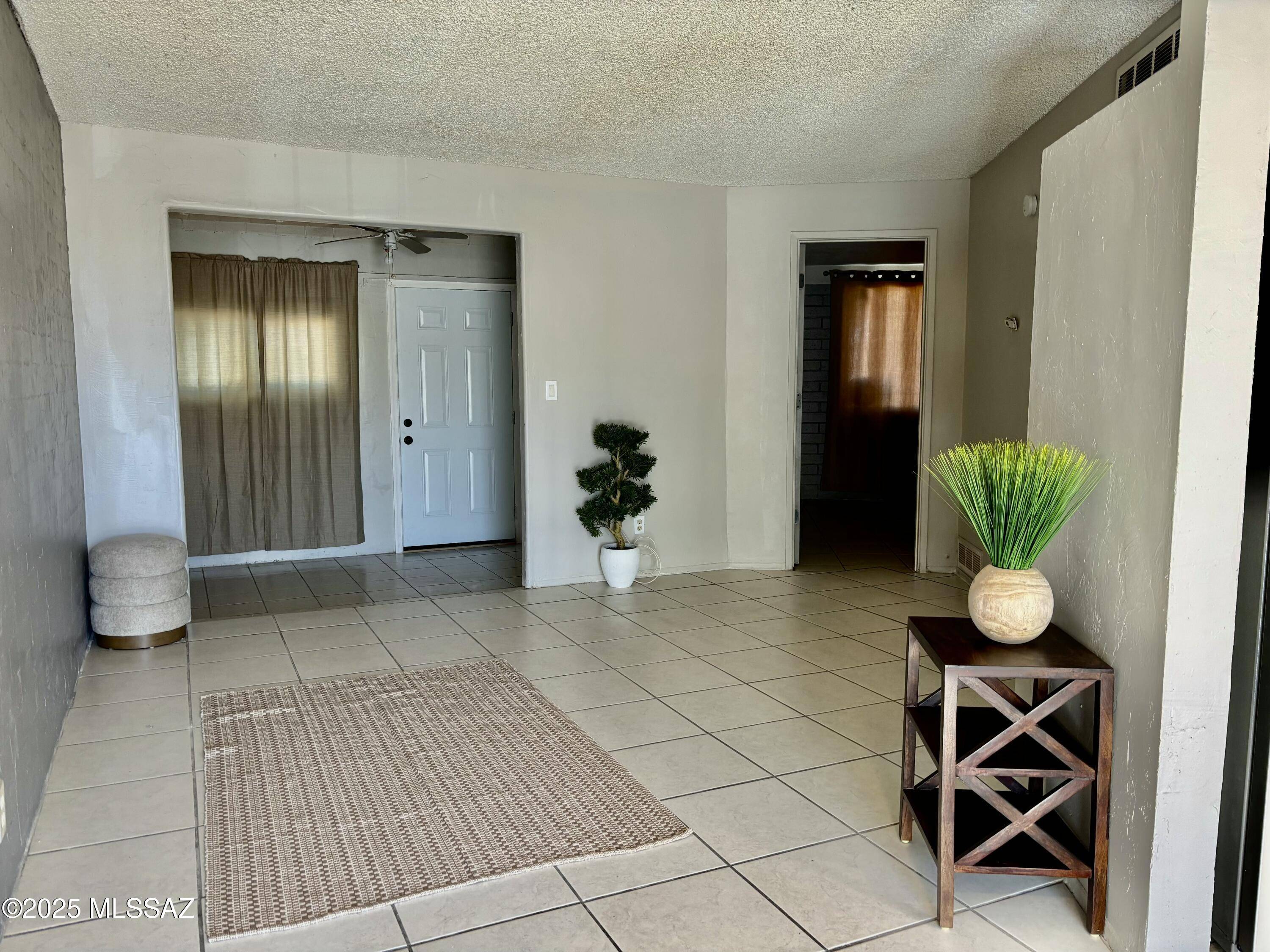 Tucson, AZ 85706,134 W Finedale Street