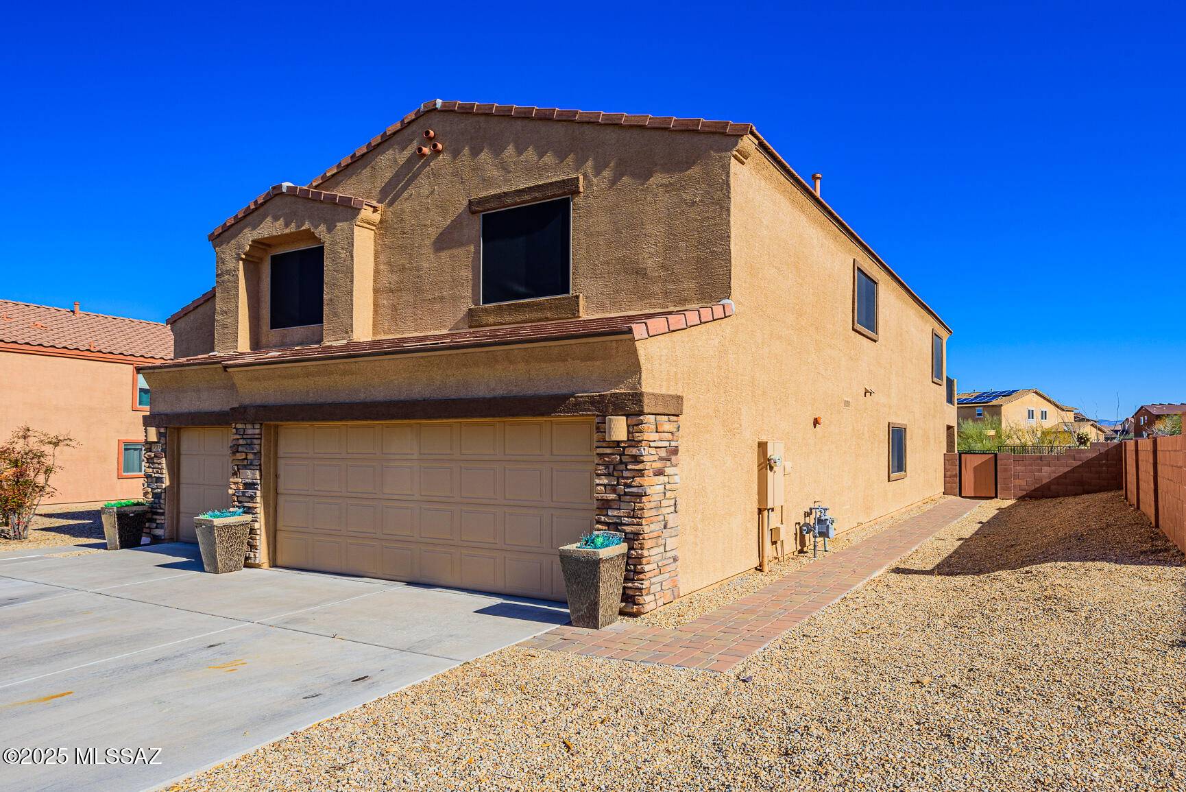 Vail, AZ 85641,731 S Willis Ray Avenue
