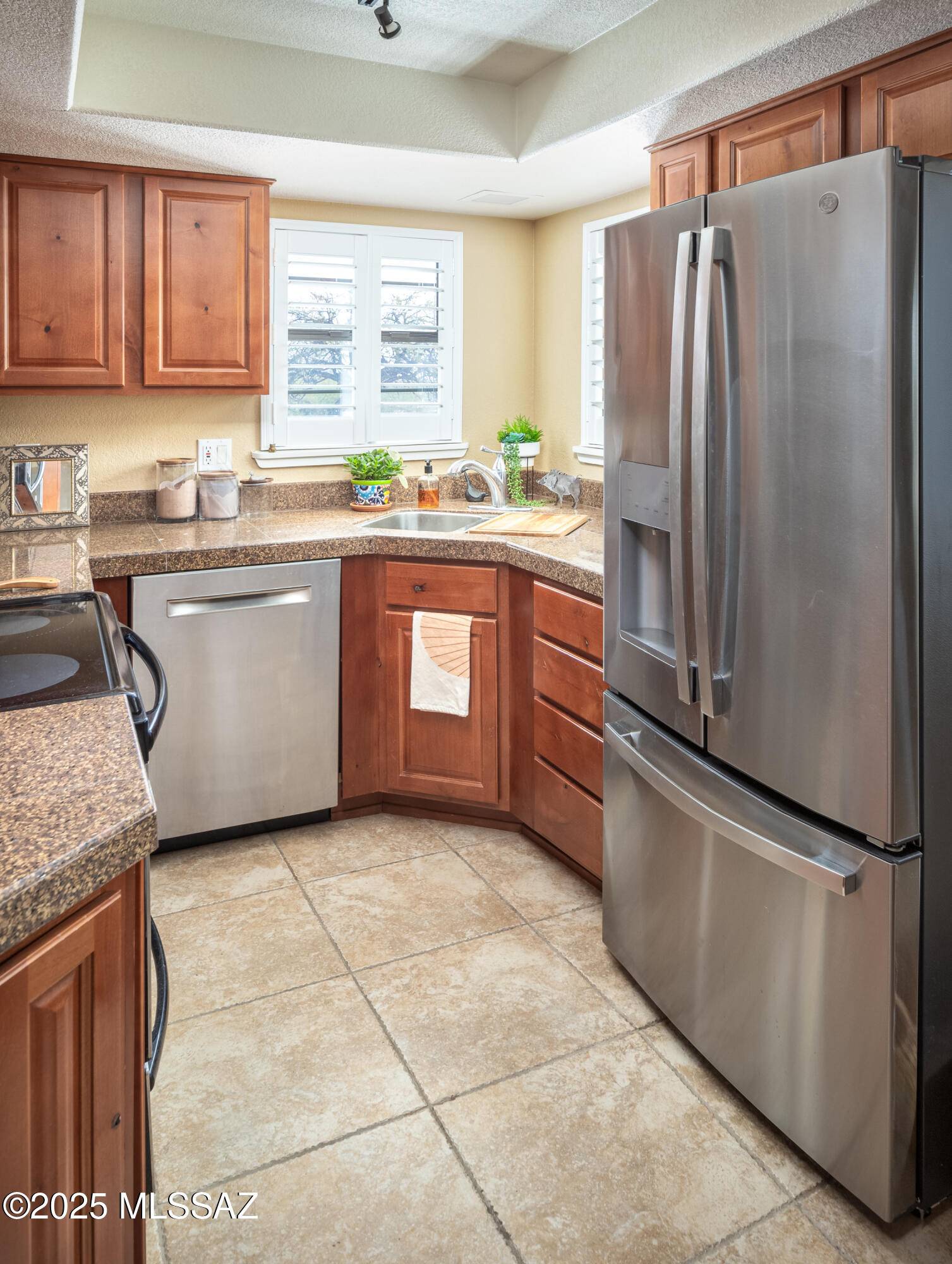 Tucson, AZ 85718,6651 N Campbell Avenue #243