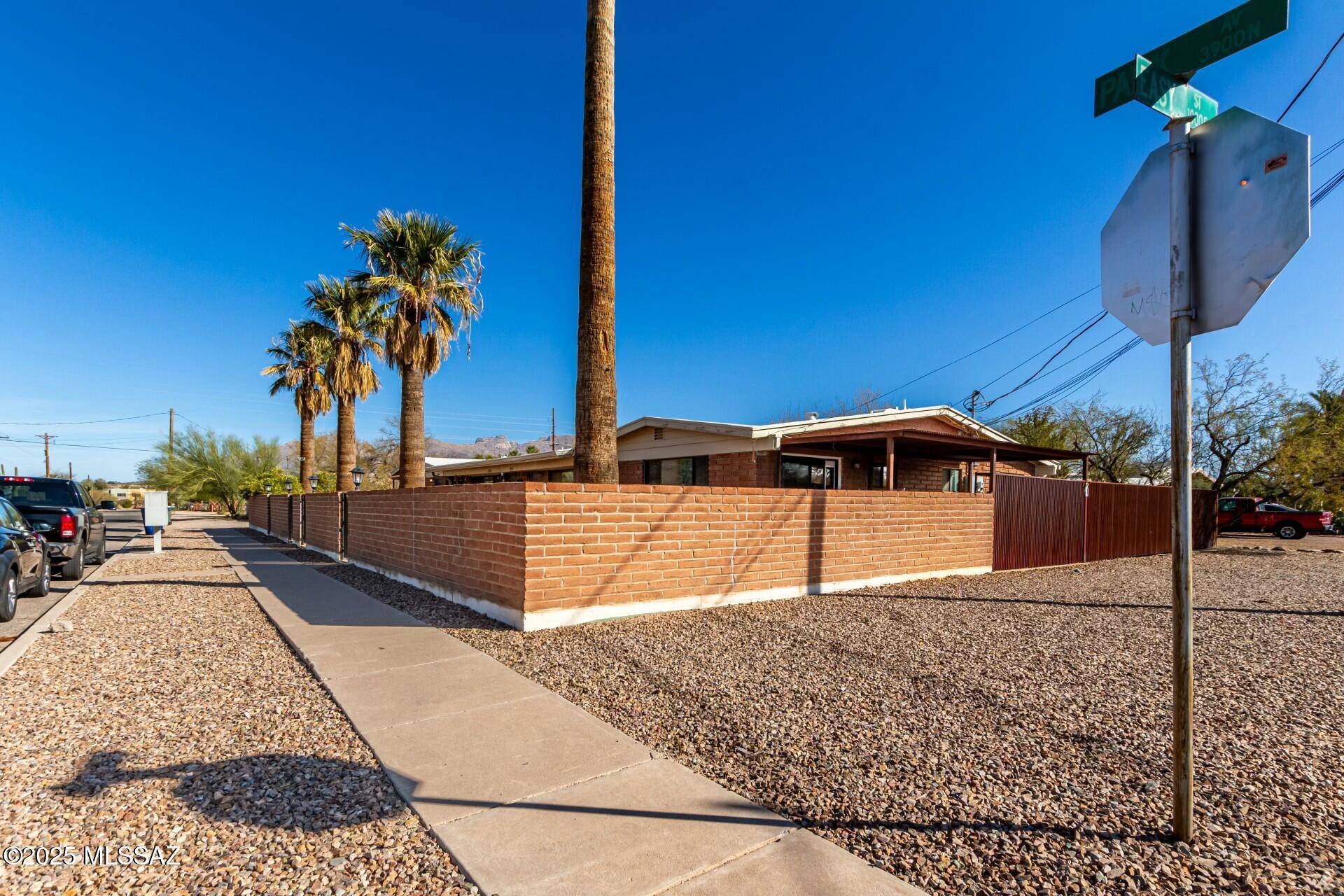 Tucson, AZ 85719,3932 N Park Avenue
