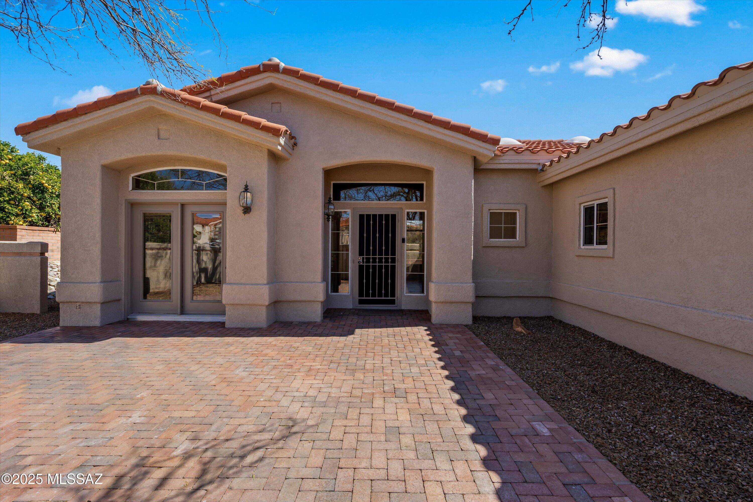 Oro Valley, AZ 85755,14096 N Biltmore Drive