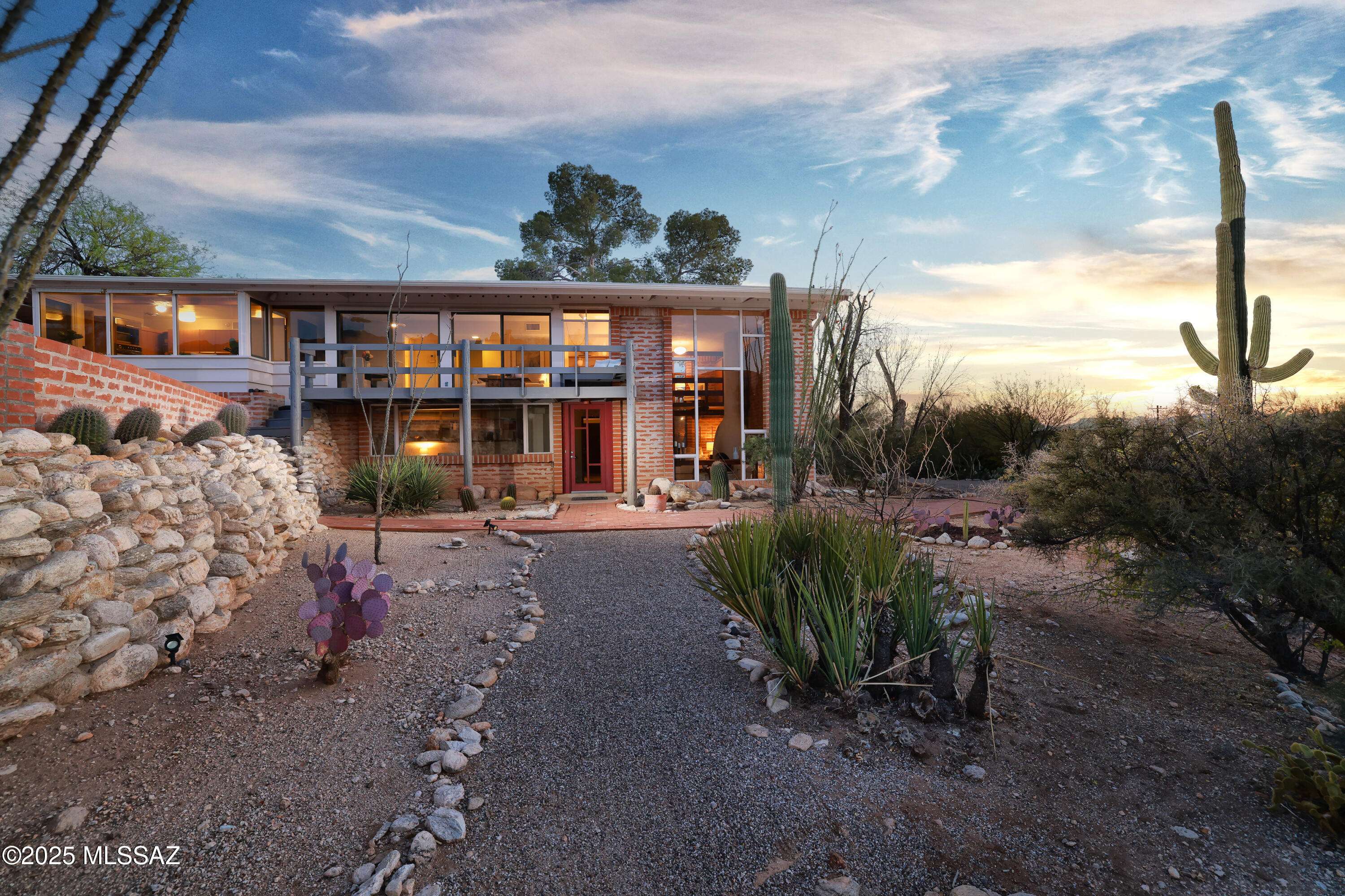 Tucson, AZ 85718,5745 N Camino Real