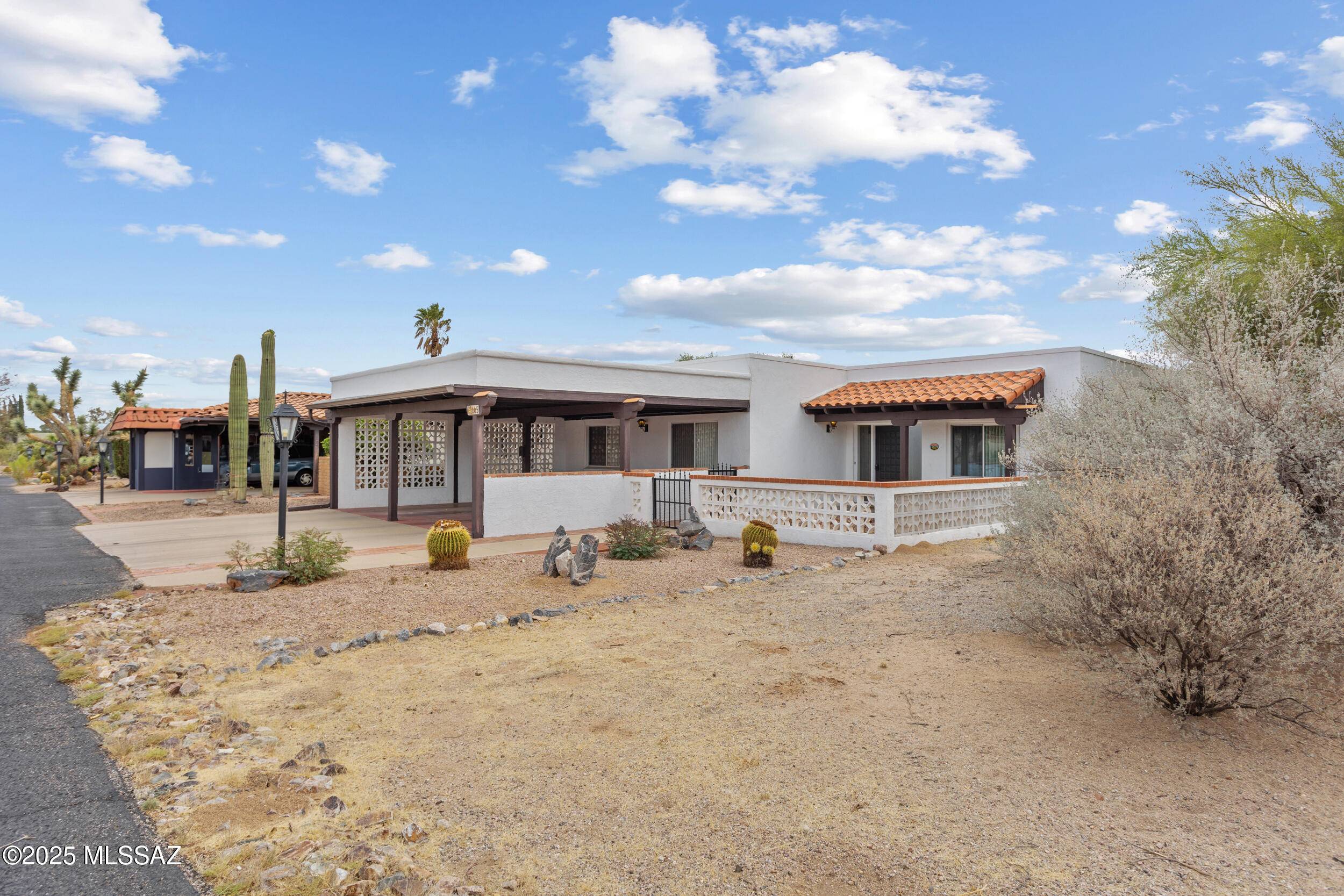 Green Valley, AZ 85614,665 S Los Rubies Circle