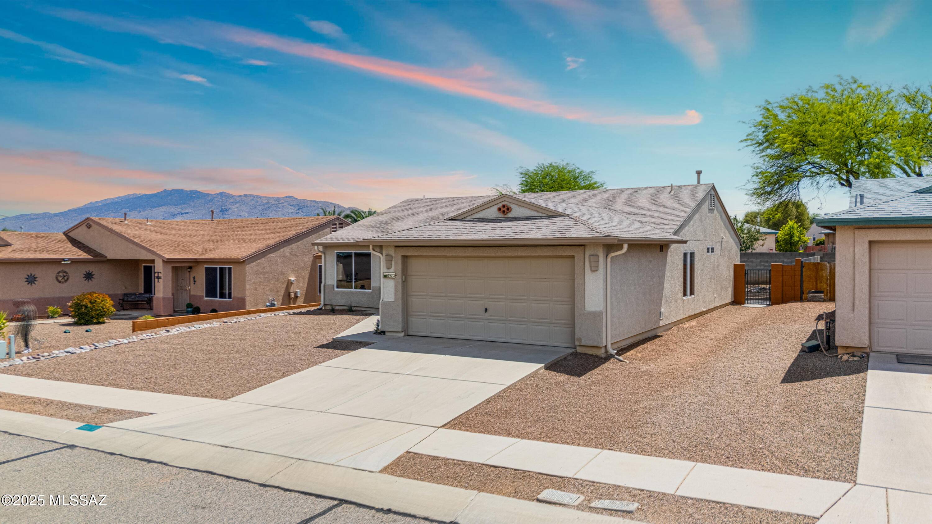Tucson, AZ 85730,8972 E McMurray Place