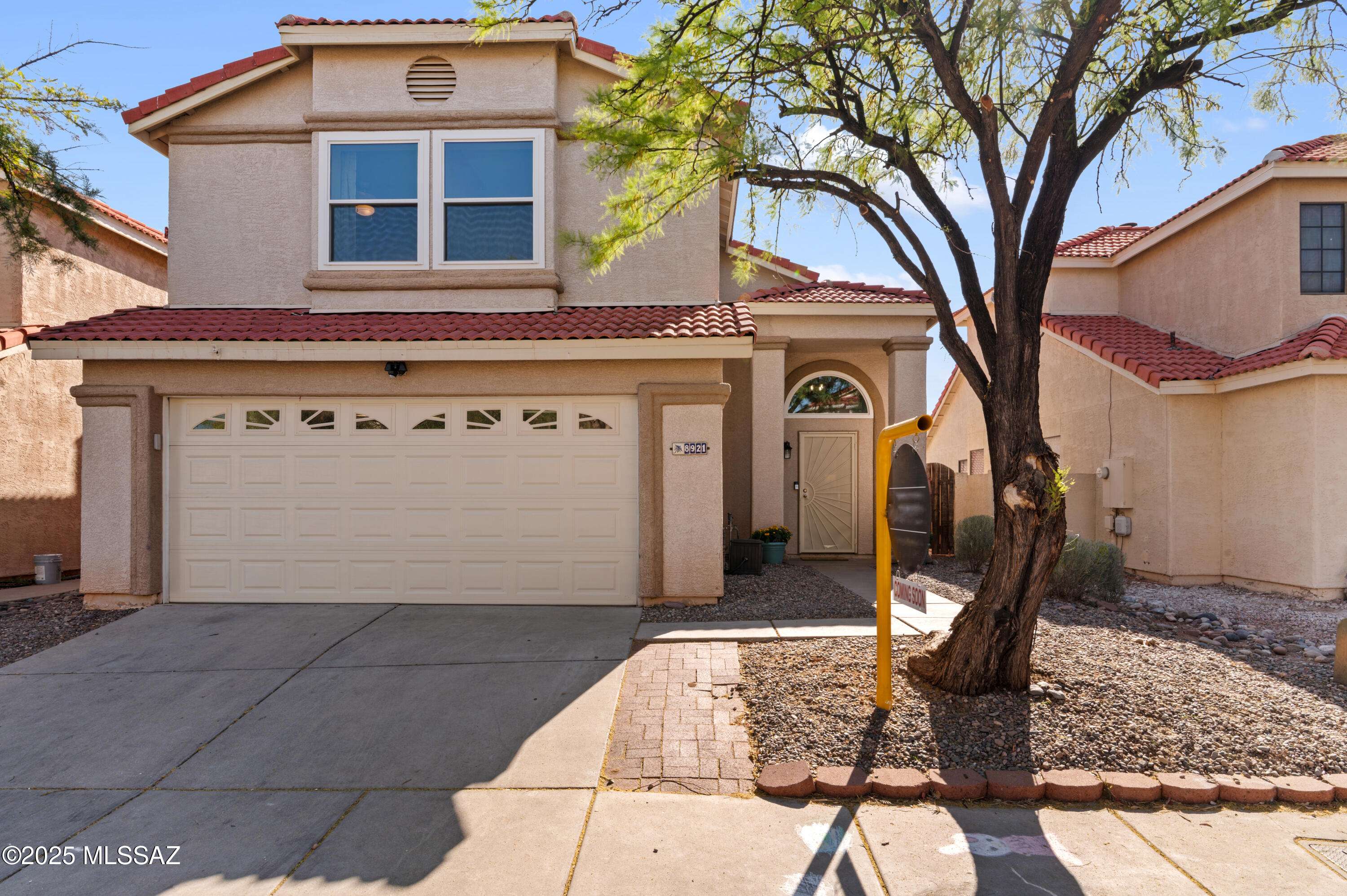 Tucson, AZ 85742,8921 N Fitzgerald Lane