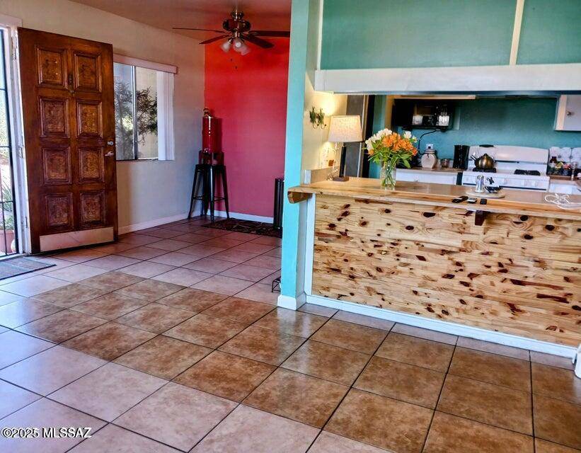 Tucson, AZ 85710,804 S Langley Avenue #102