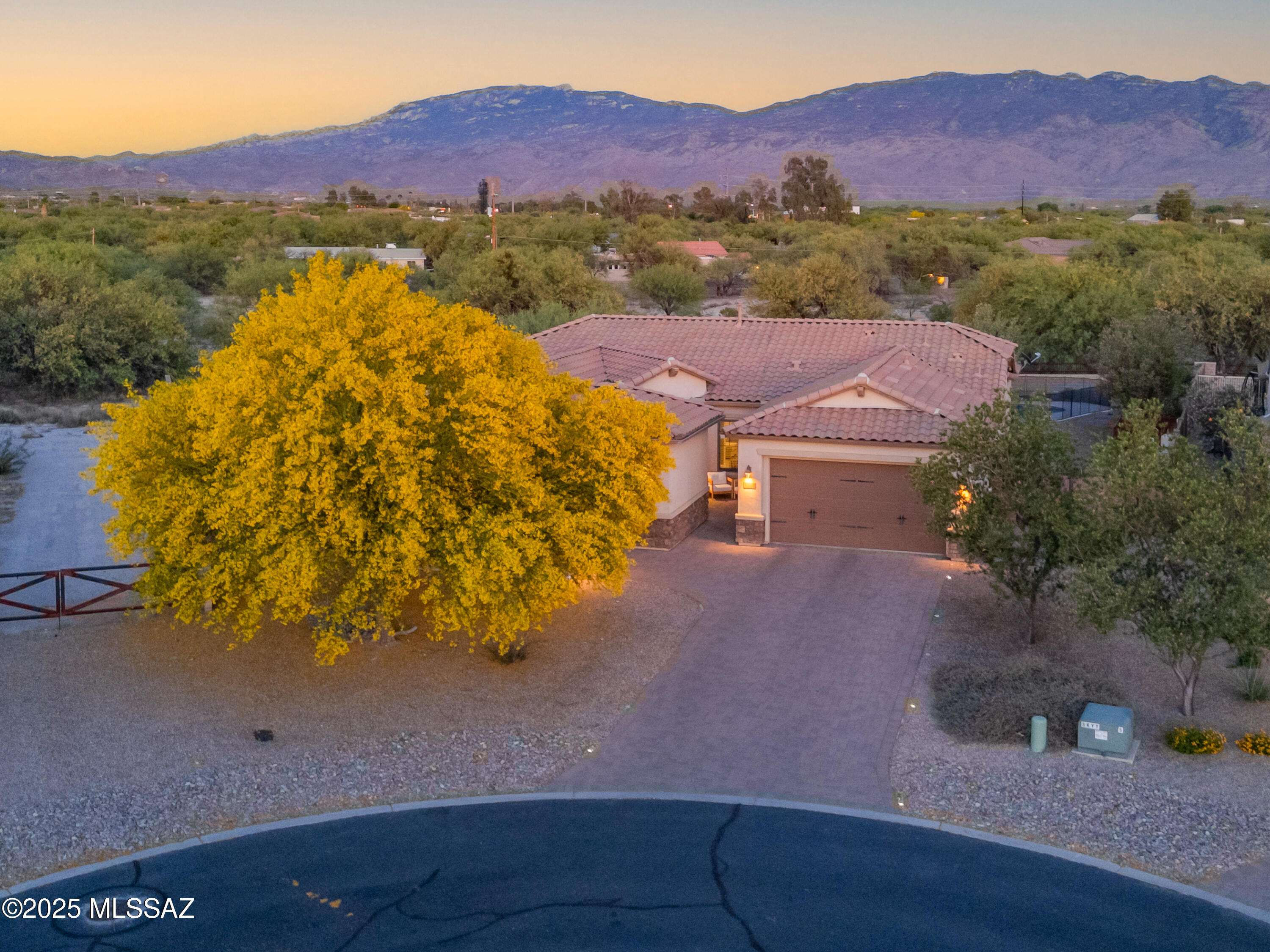 Tucson, AZ 85749,10828 E Fairacres Place