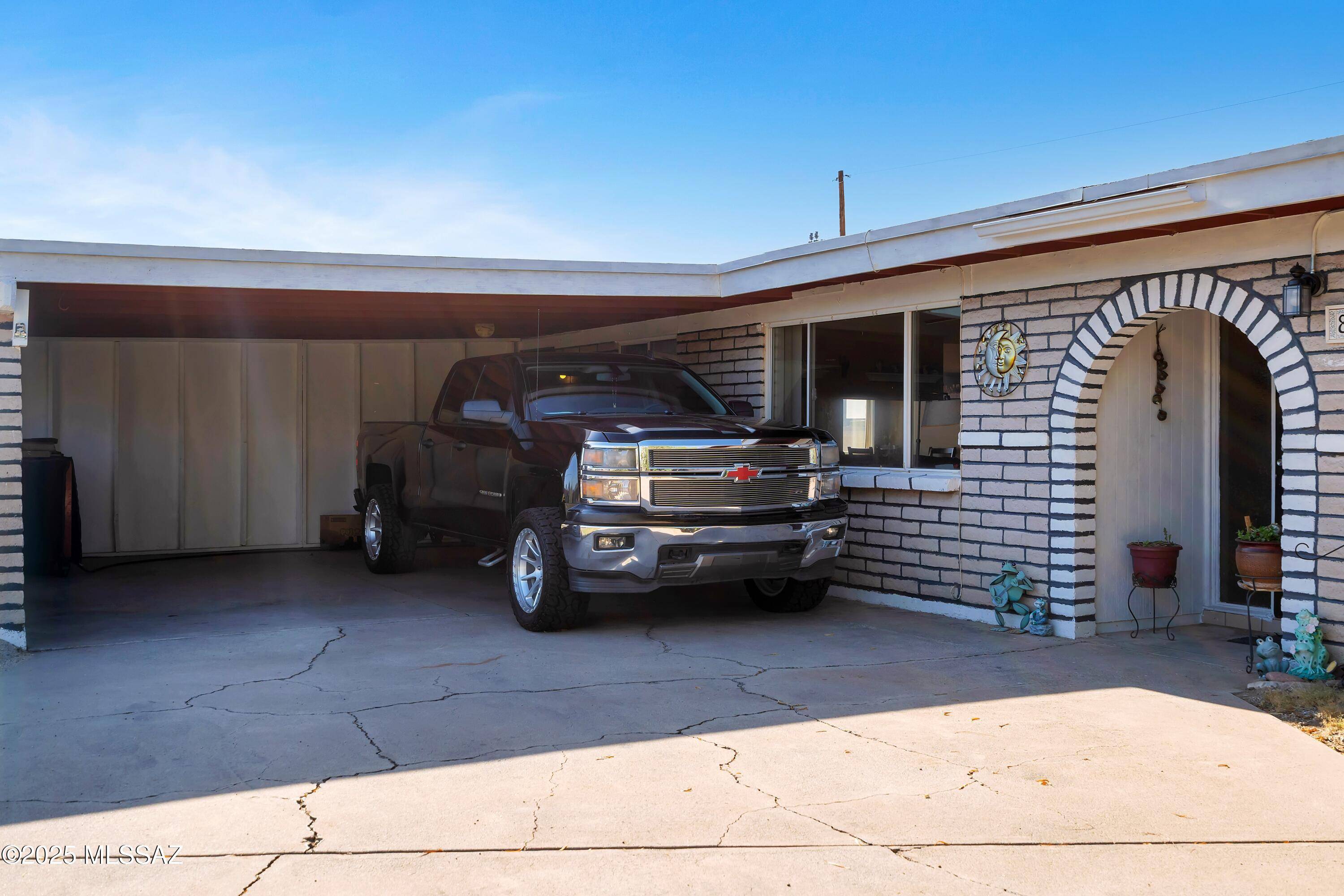 Tucson, AZ 85710,8513 E 20th Street