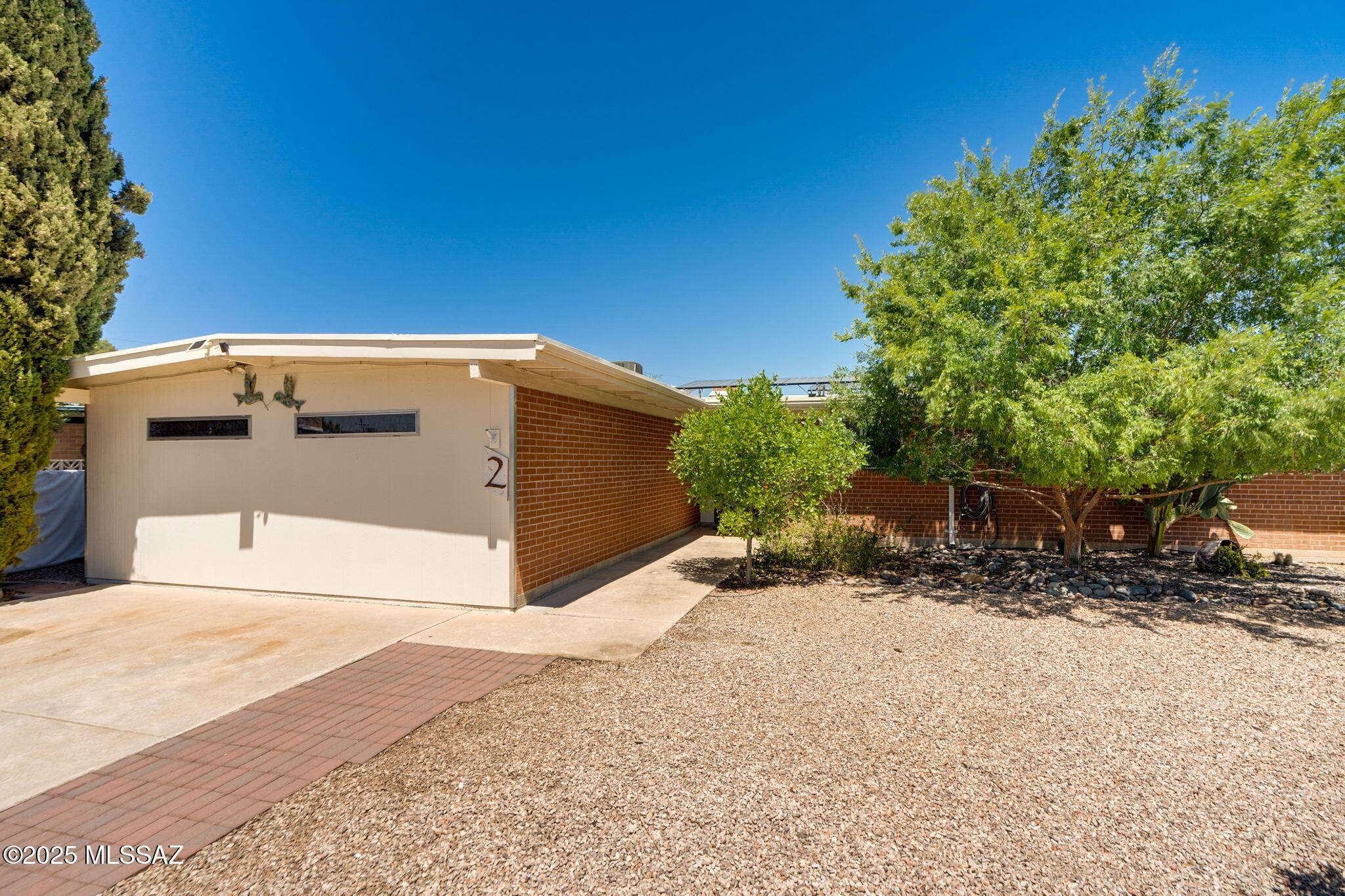Tucson, AZ 85710,2 S Antietam Place