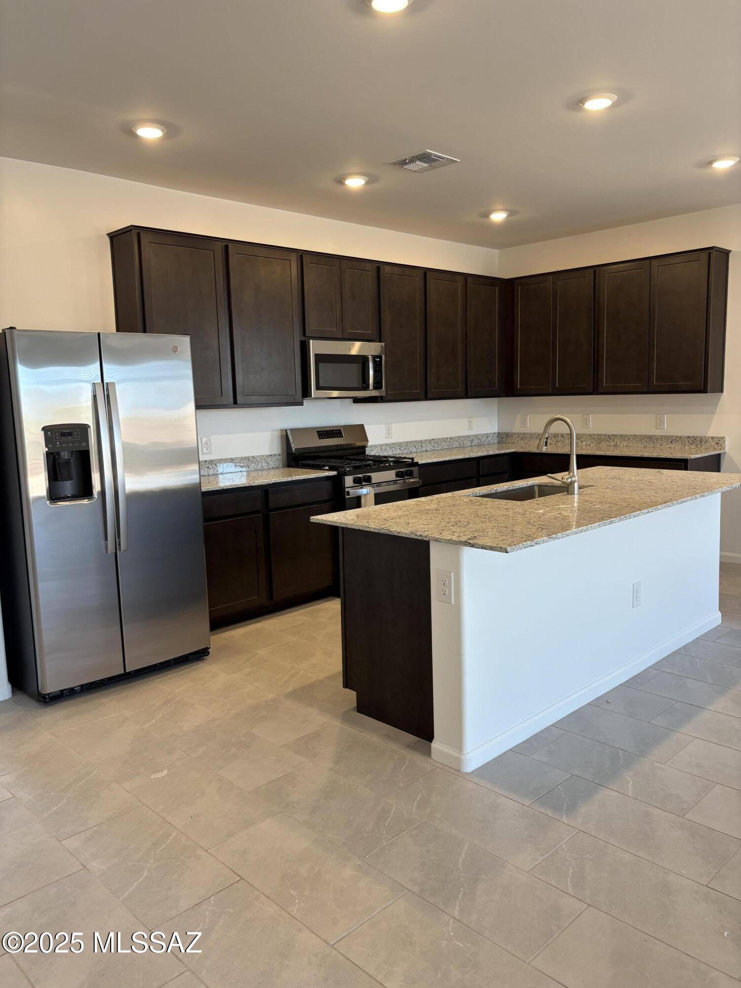 Vail, AZ 85641,8339 S Charles Young Way