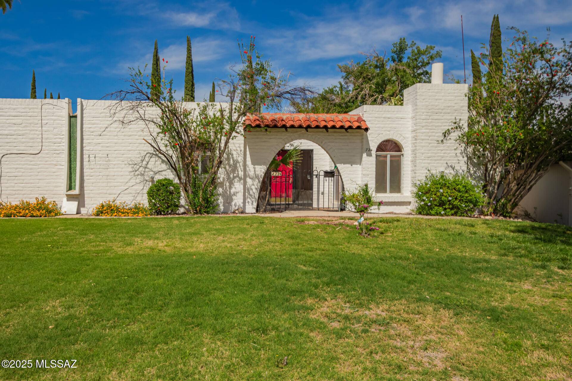 Tucson, AZ 85704,724 W Roller Coaster Road