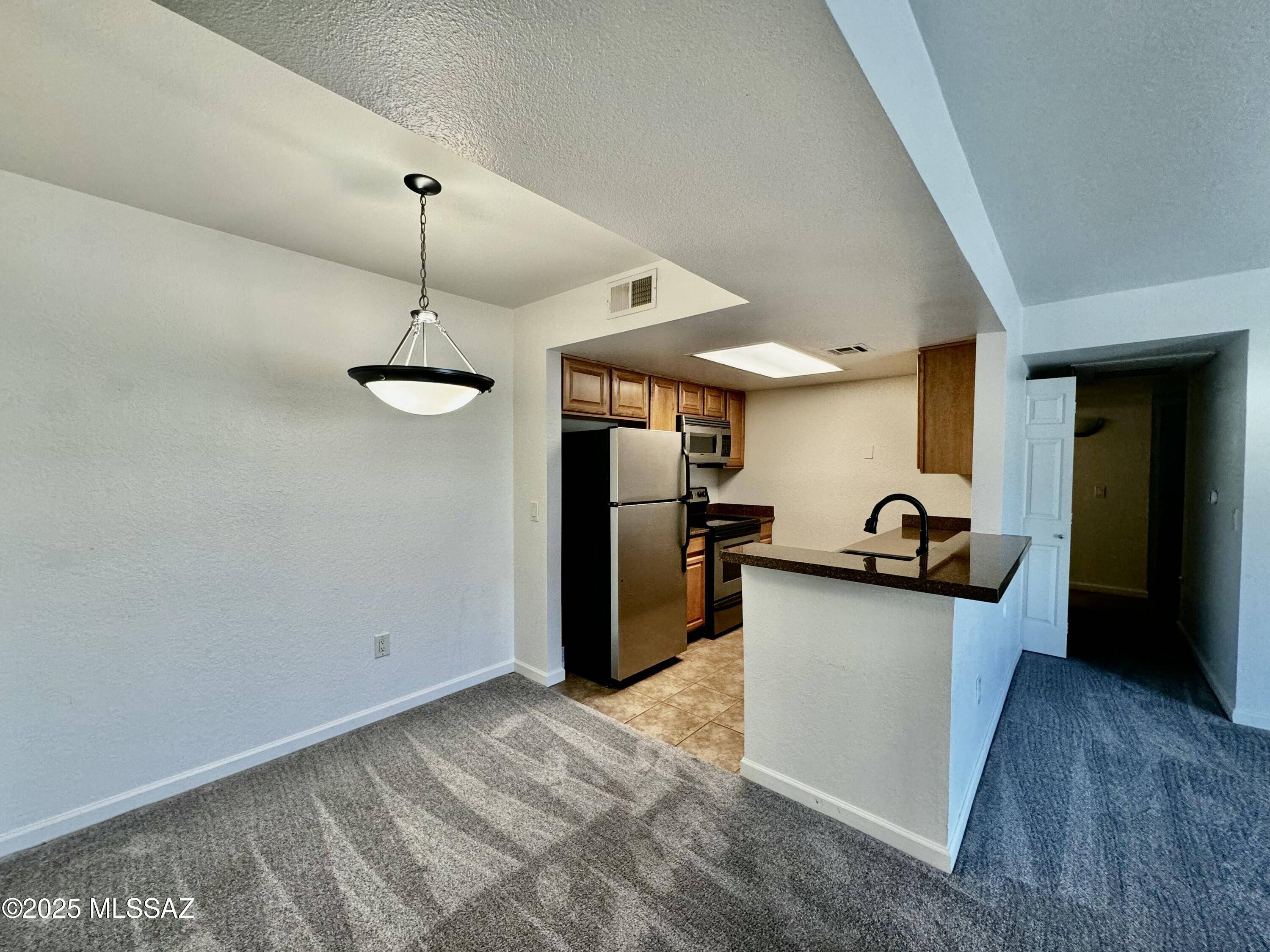 Tucson, AZ 85745,101 S Players Club Drive #25102