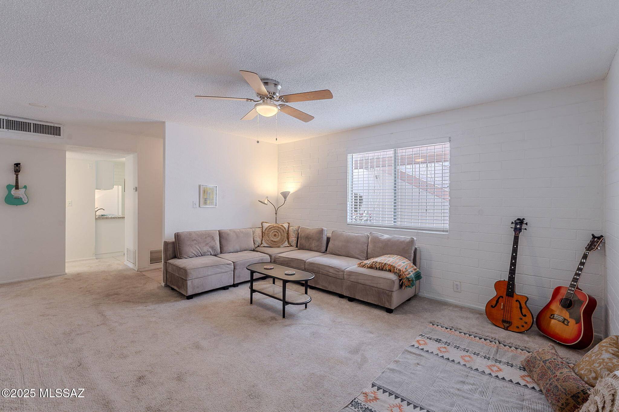 Tucson, AZ 85713,1755 S Jones Boulevard #R112