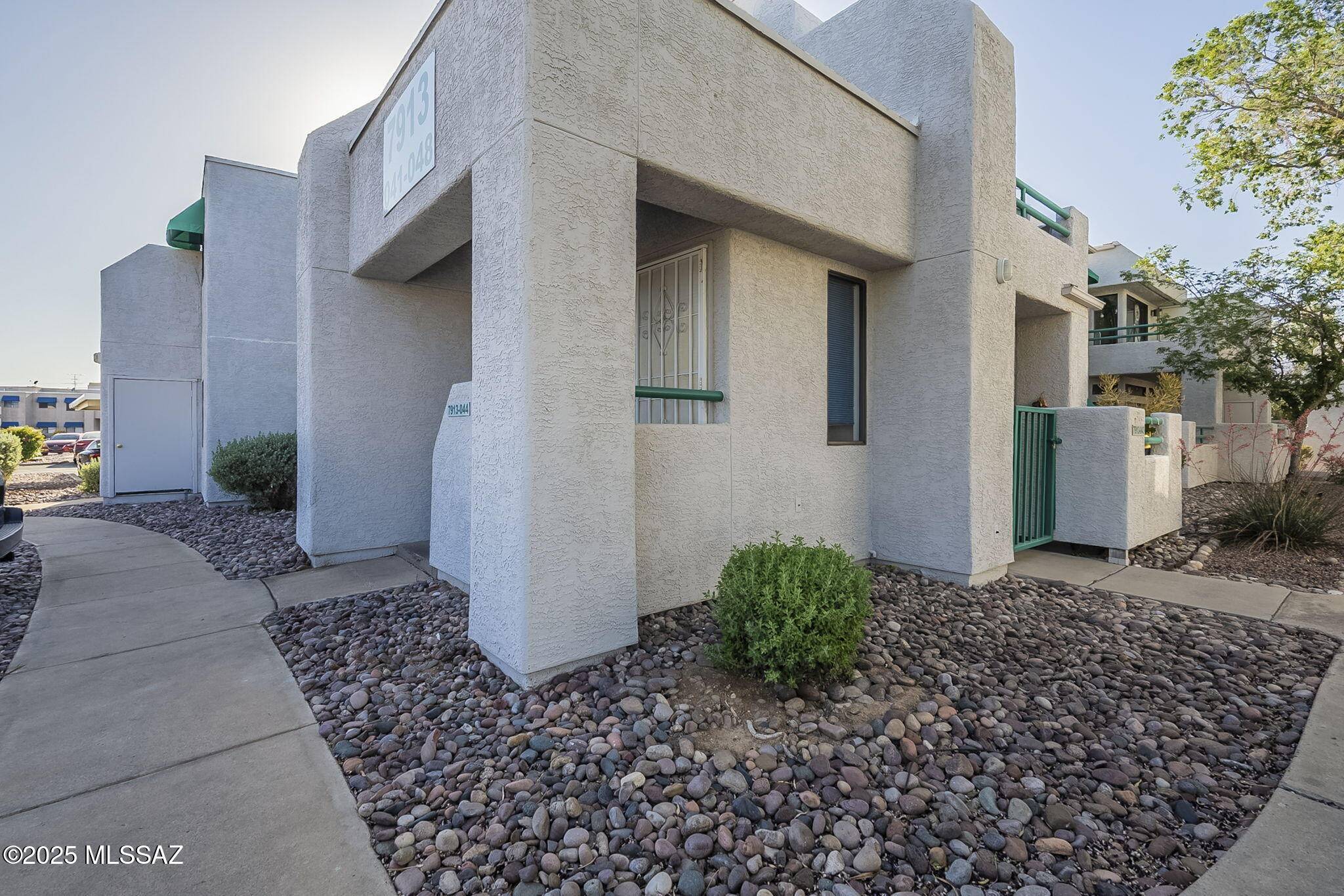Tucson, AZ 85710,7913 E Colette Circle #UNIT 44