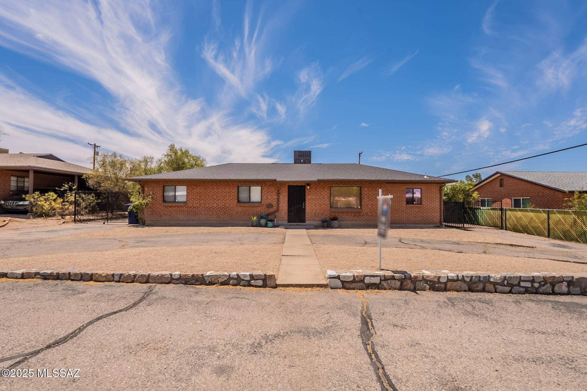 Tucson, AZ 85710,6726 E 12th Street
