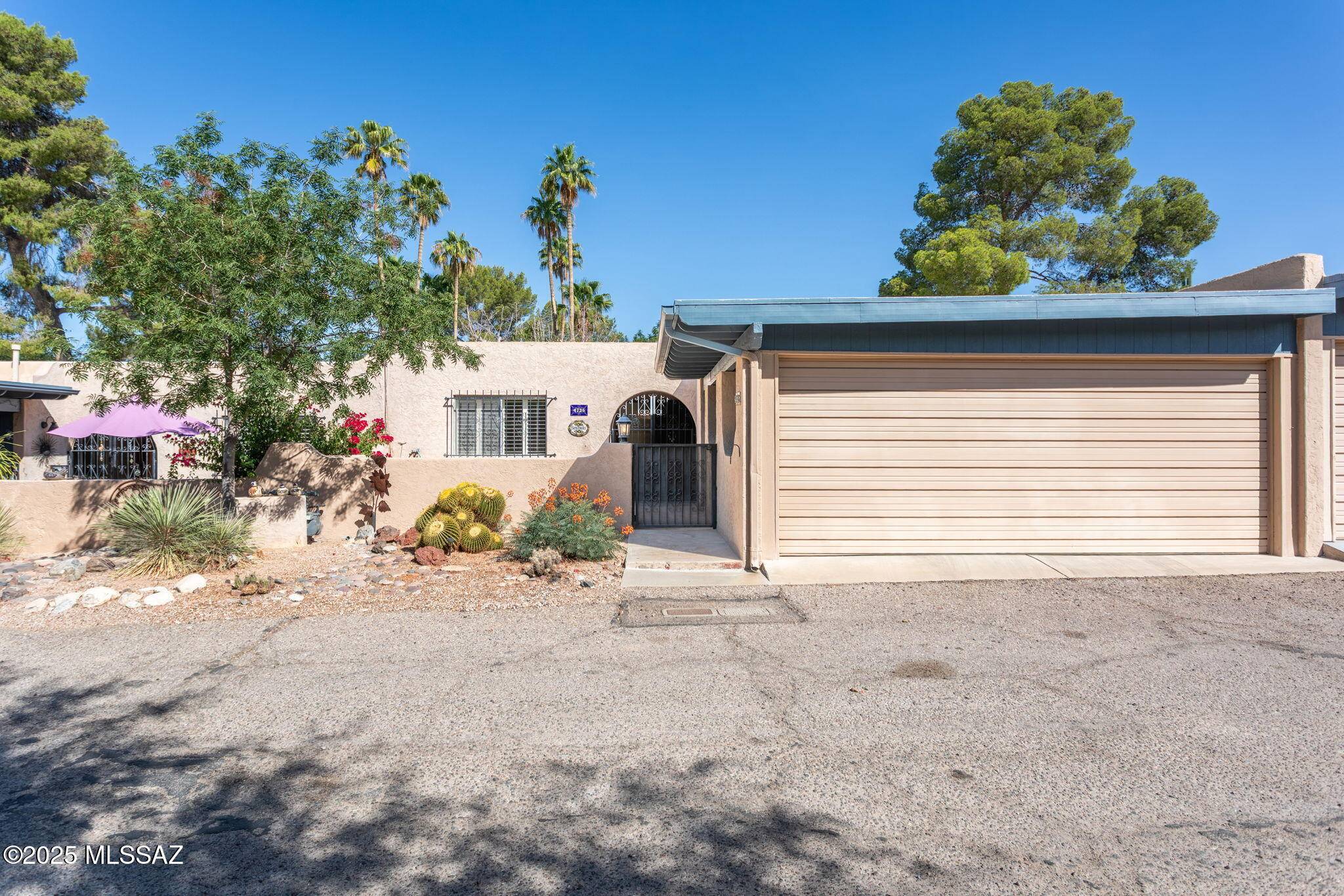 Tucson, AZ 85718,4736 N Calle Lampara