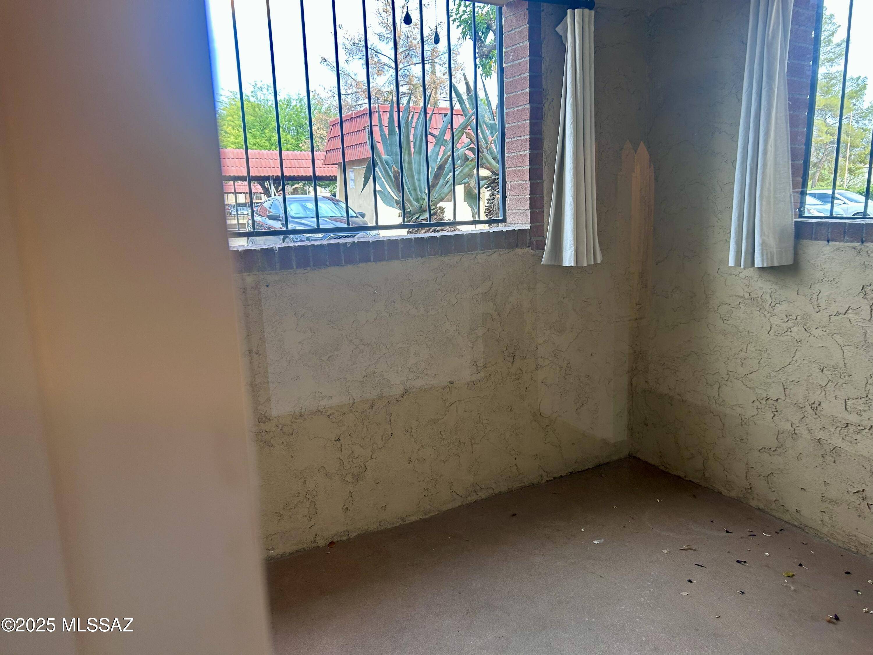 Tucson, AZ 85704,6335 N Barcelona Lane #713
