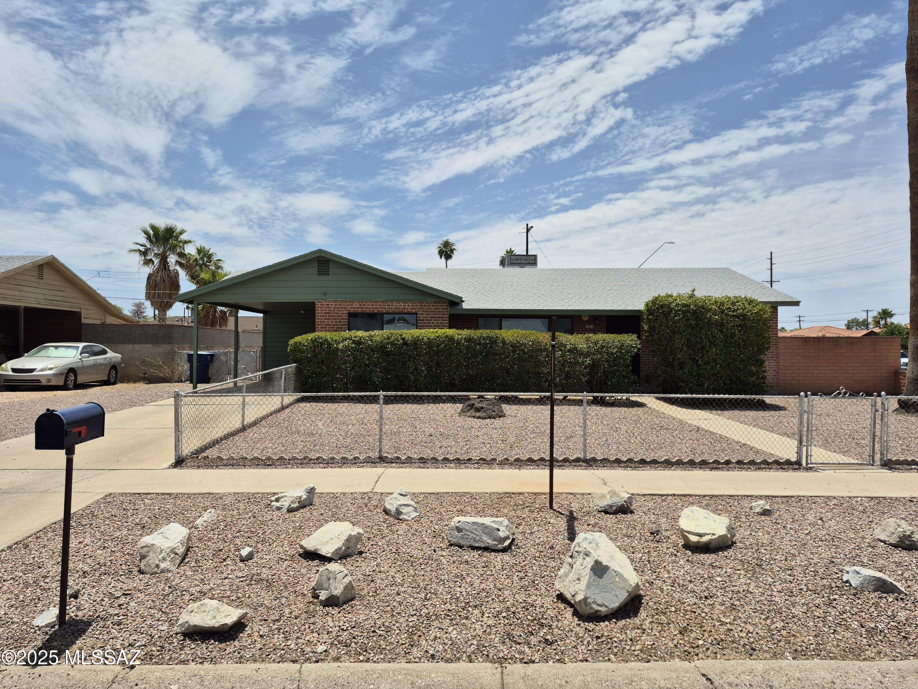Tucson, AZ 85710,6302 E Malvern Street
