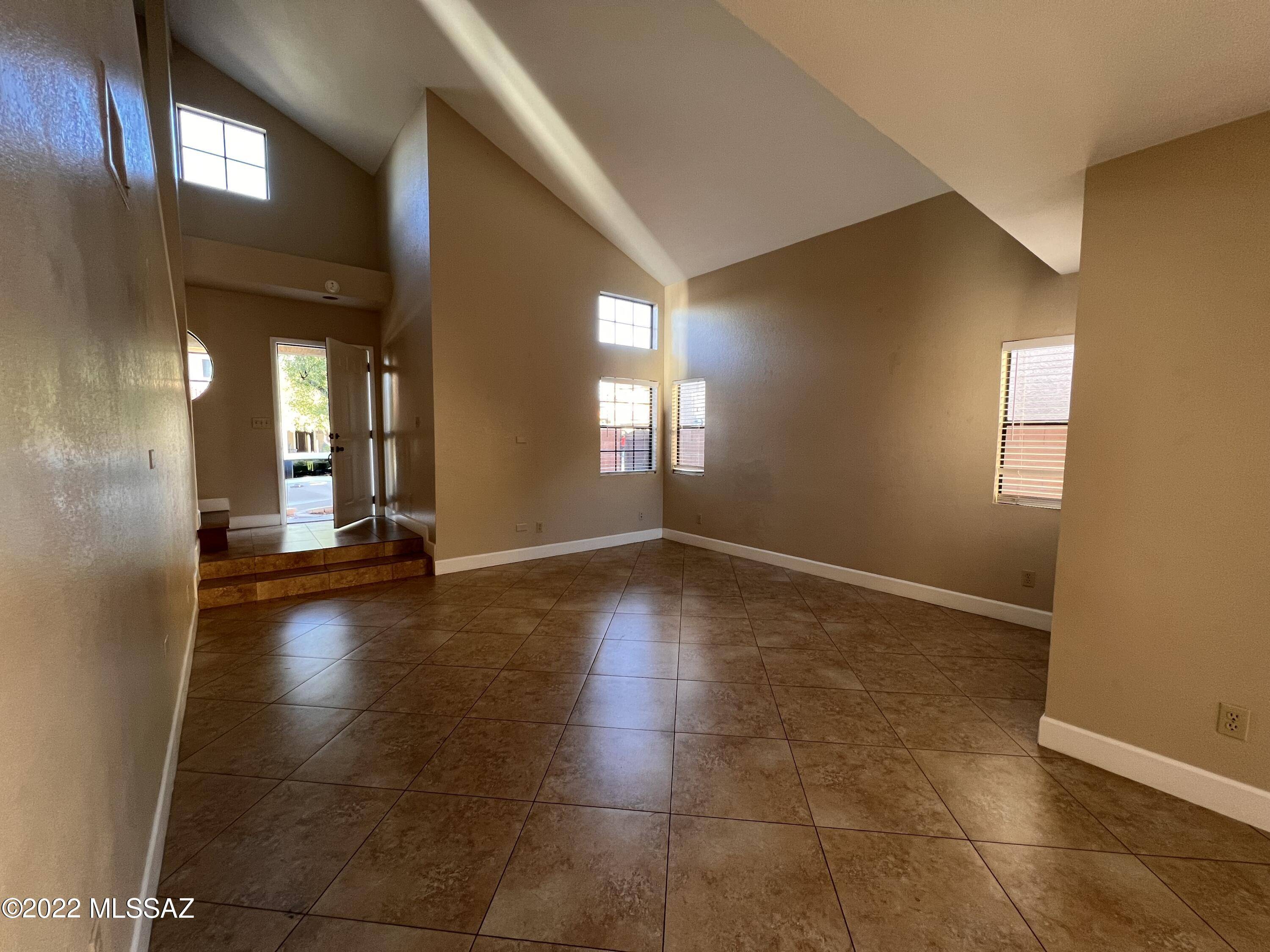Oro Valley, AZ 85737,10480 N Fair Mountain Drive