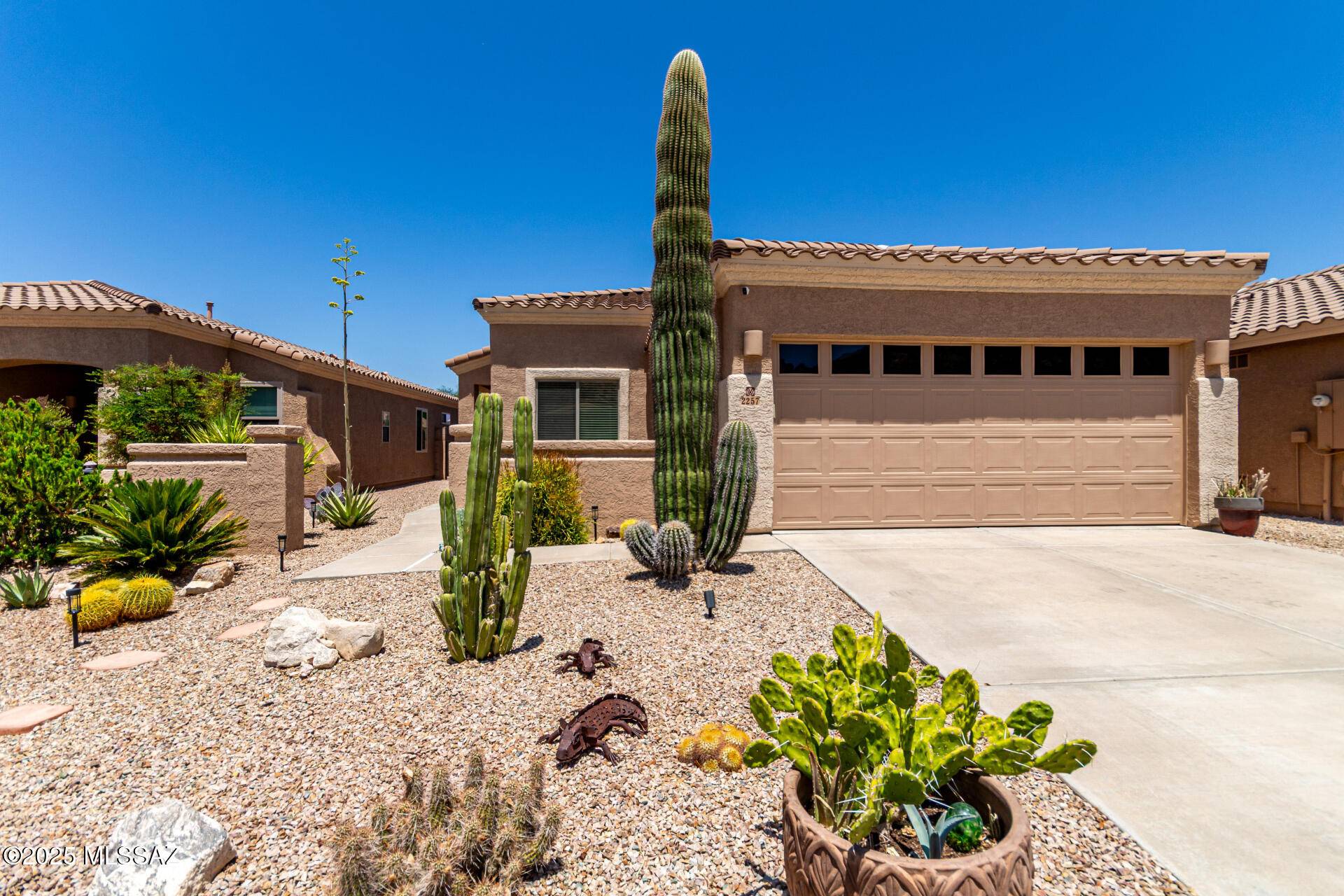 Tucson, AZ 85737,2257 E Skipping Rock Way