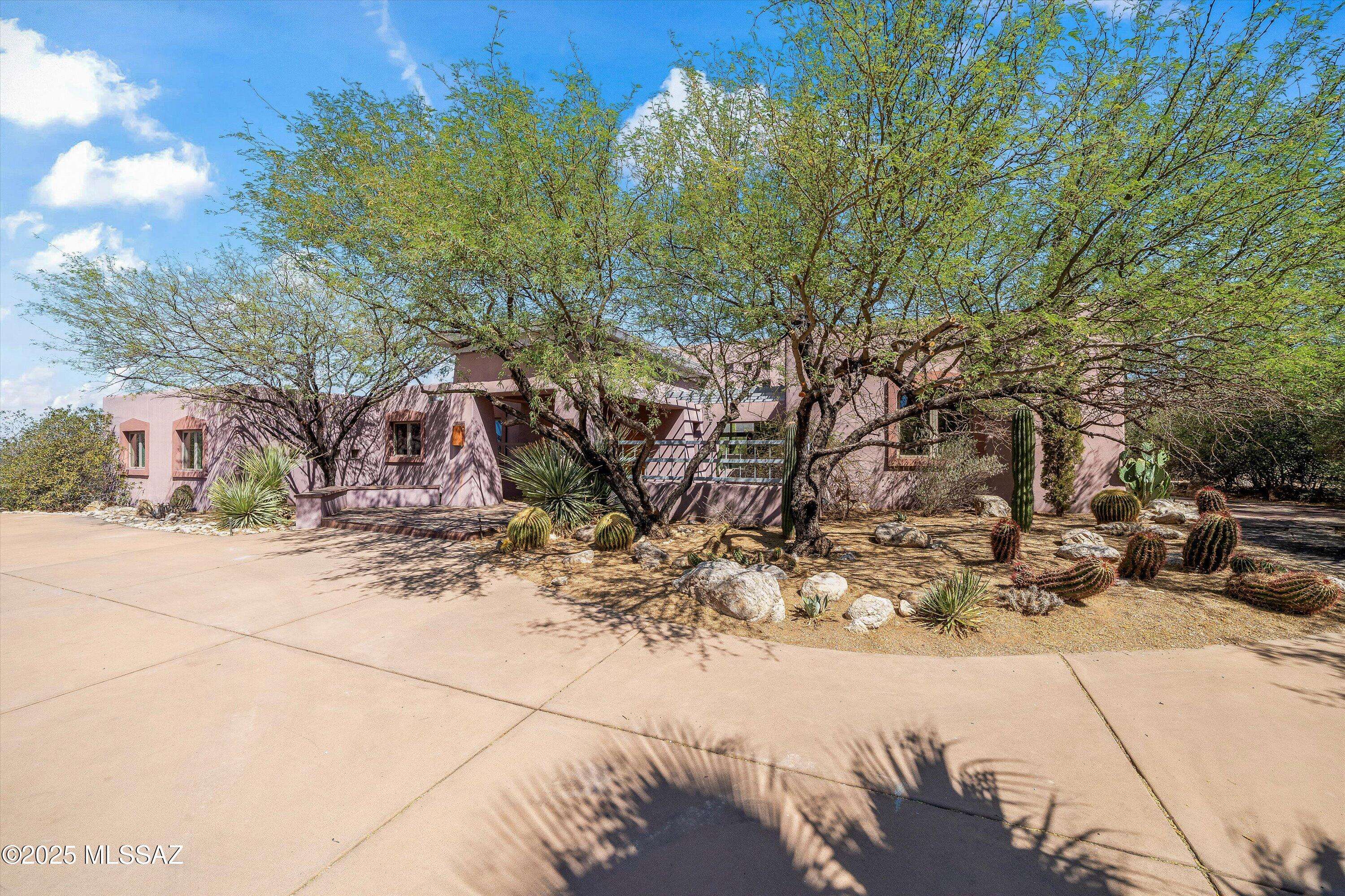 Tucson, AZ 85749,12875 E Nighthawk Ranch Place