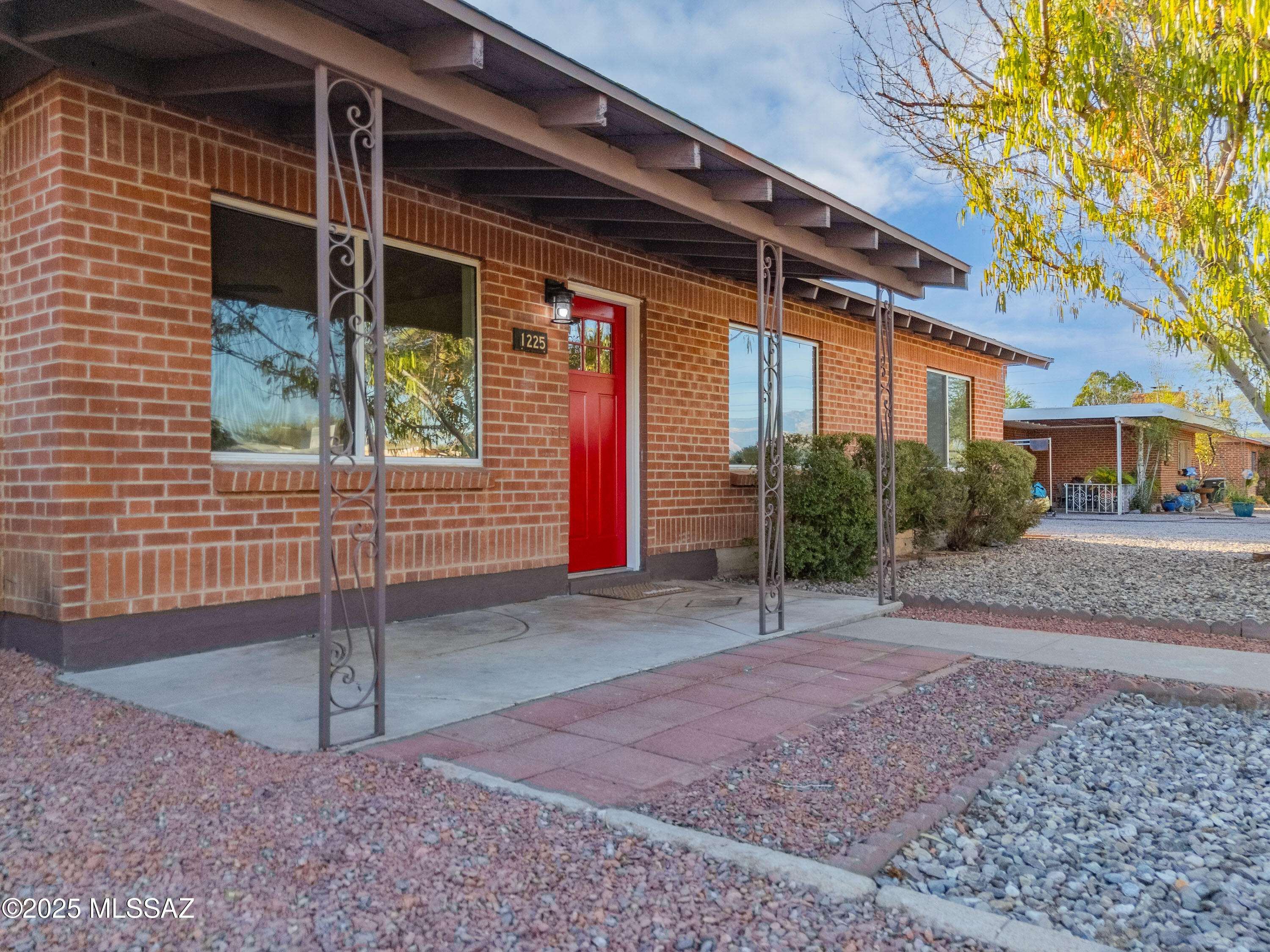 Tucson, AZ 85712,1225 N Nema Avenue