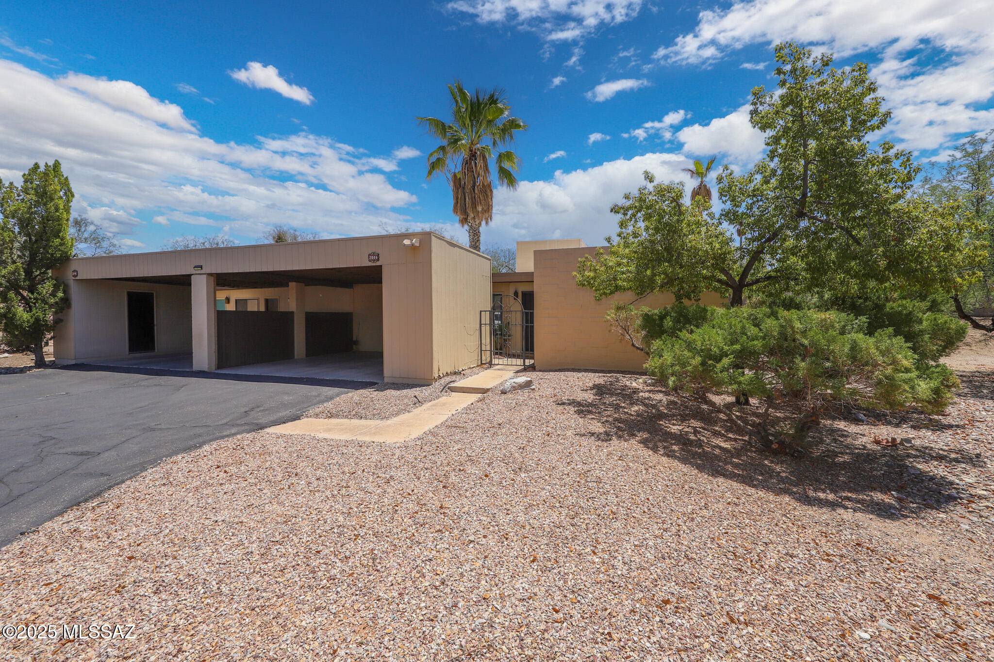 Tucson, AZ 85715,2086 N Camino Alicante