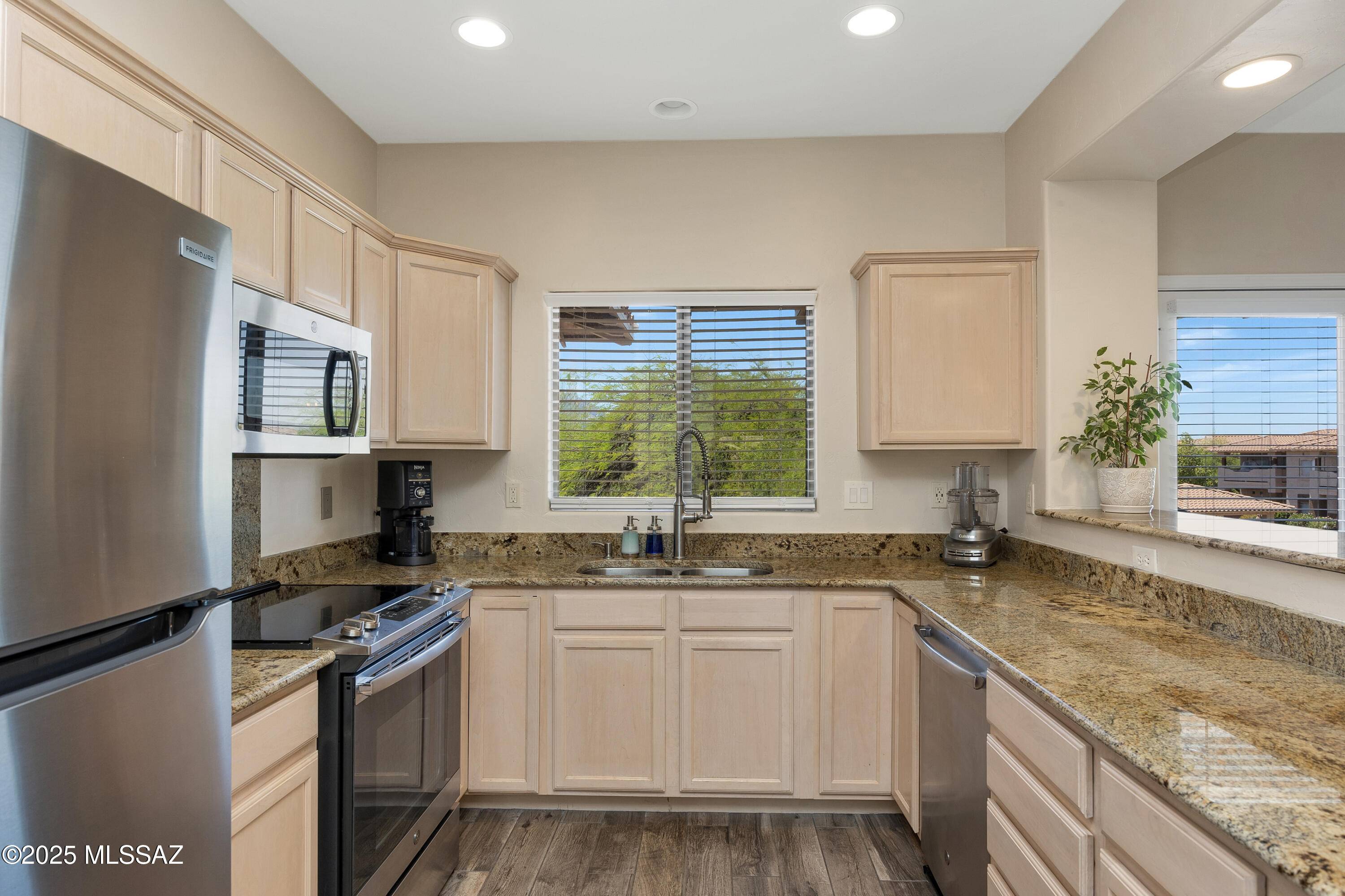 Oro Valley, AZ 85755,655 W Vistoso Highlands Drive #242