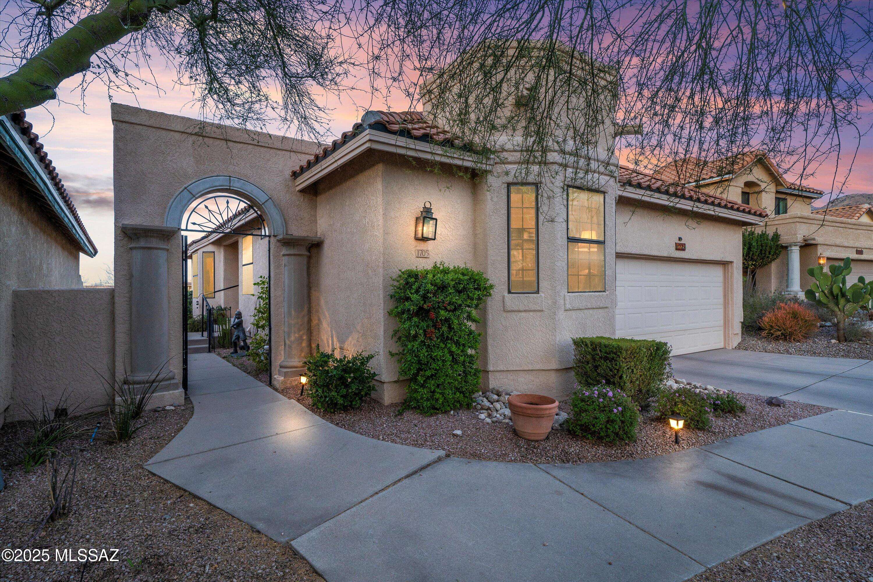 Tucson, AZ 85737,1705 E Deer Shadow Lane