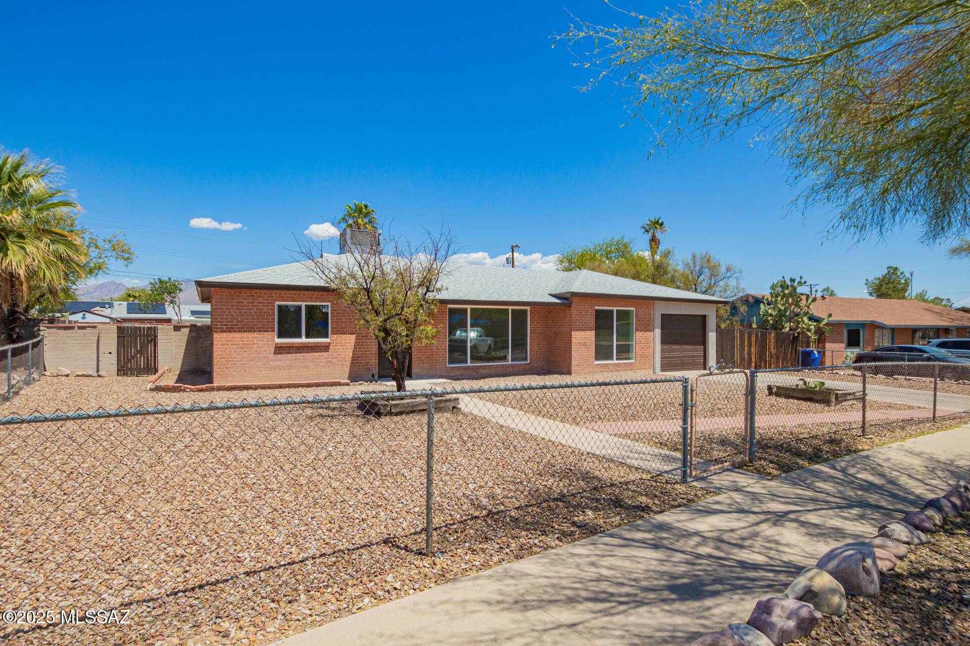 Tucson, AZ 85710,6643 E Lehigh Drive