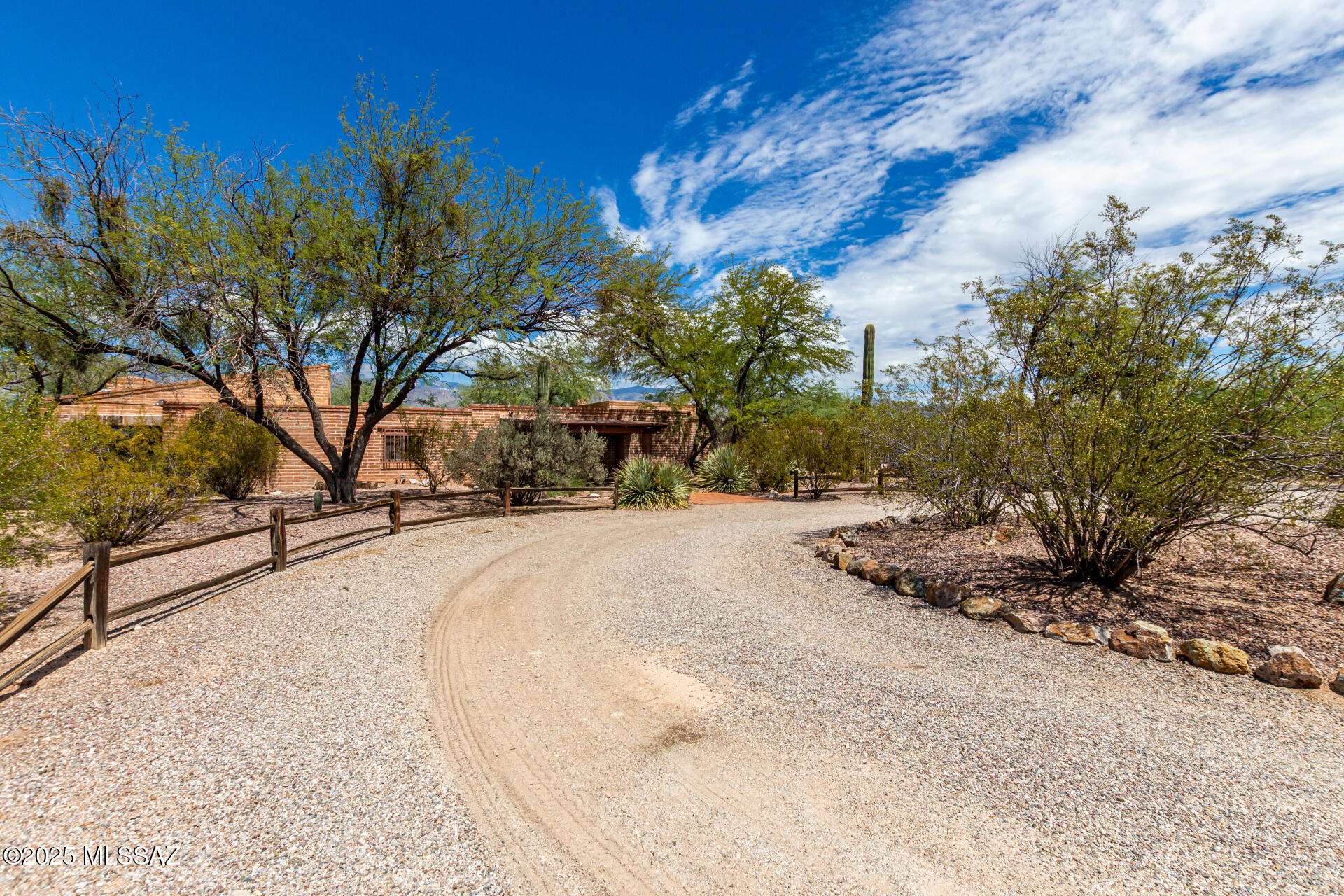 Tucson, AZ 85749,8605 E Tanque Verde Road