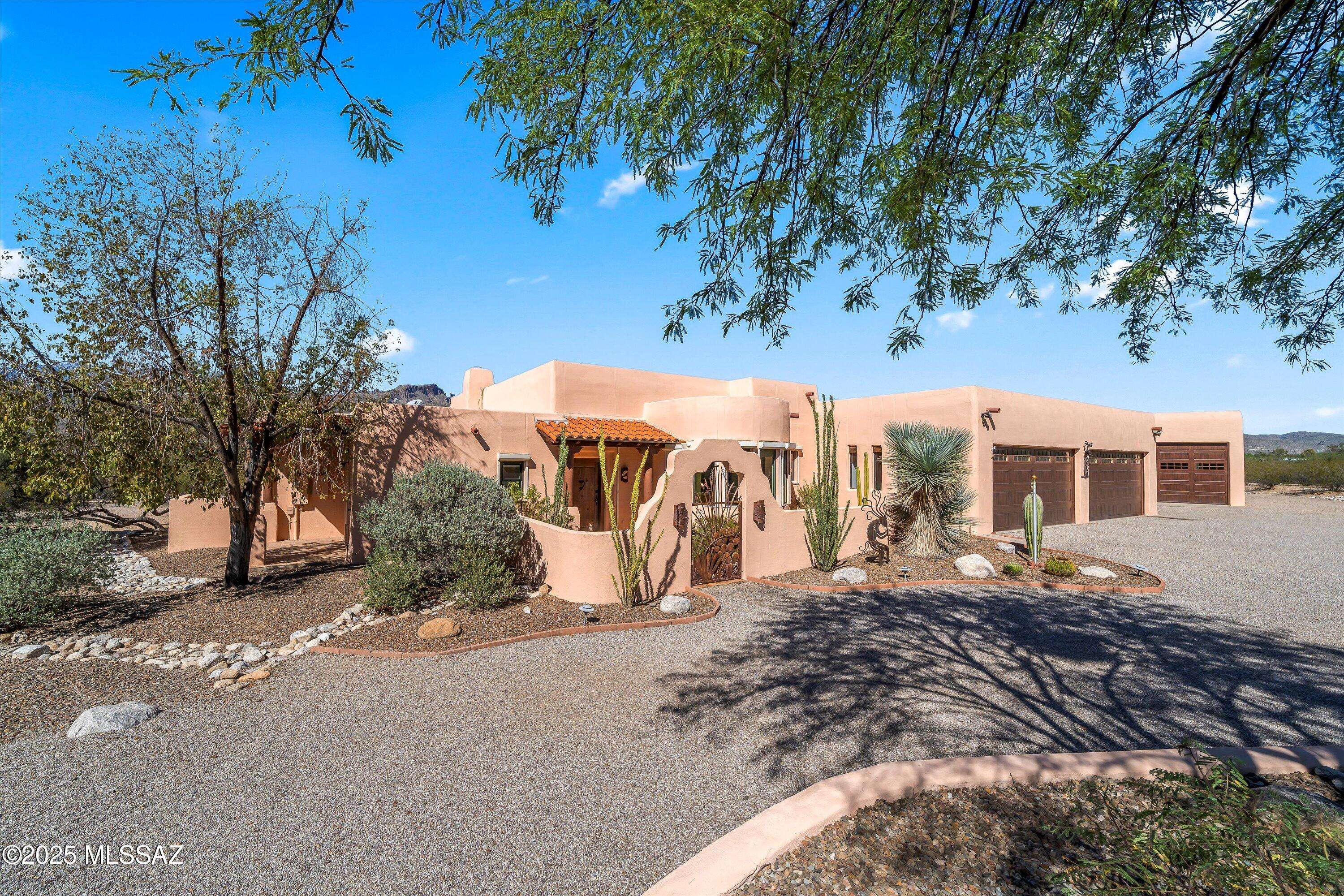 Tucson, AZ 85749,10041 E Rayann Place